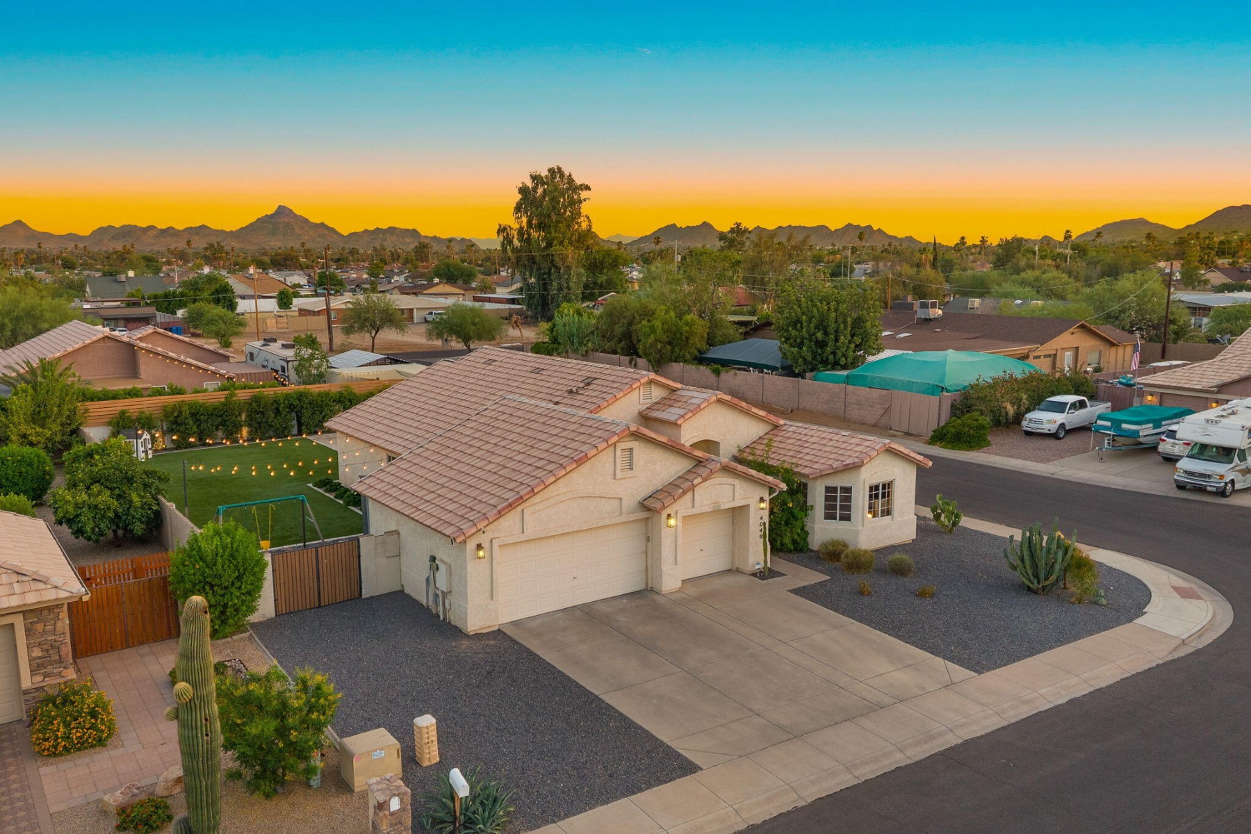 4049 E Vista Drive 