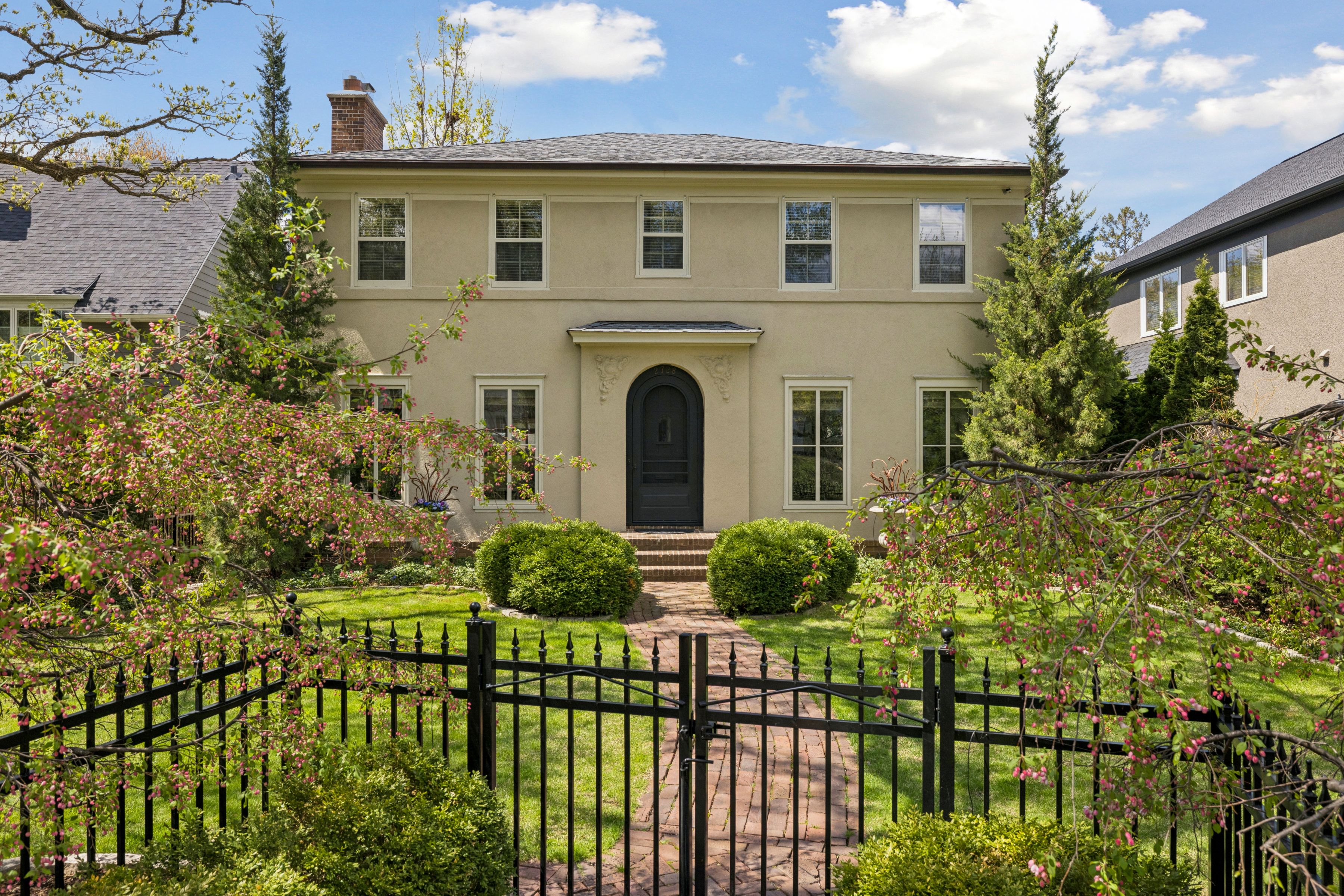 2728 Upton Avenue South 