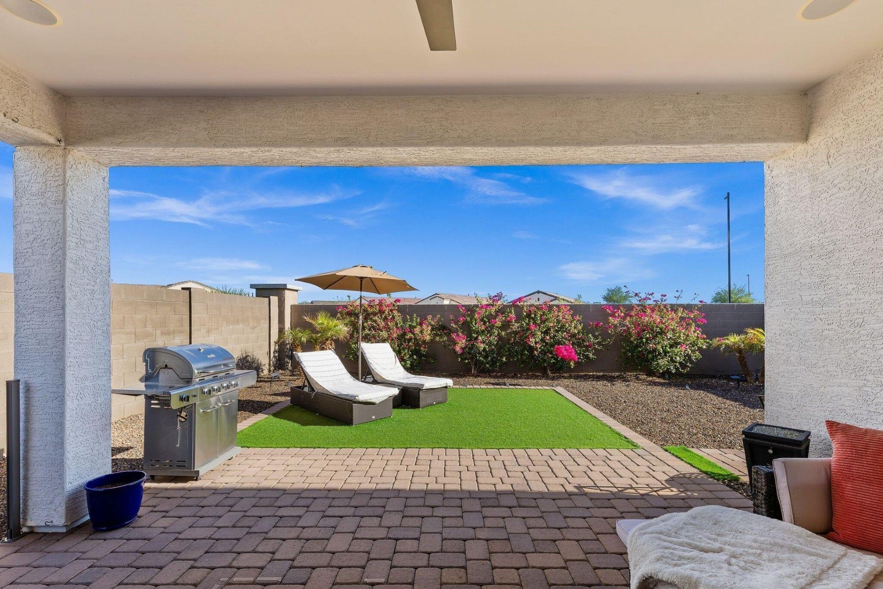 18039 W Amber Ridge Way 