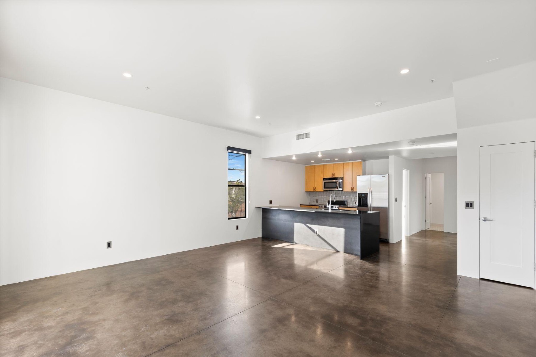 620 N 4th Avenue 7 