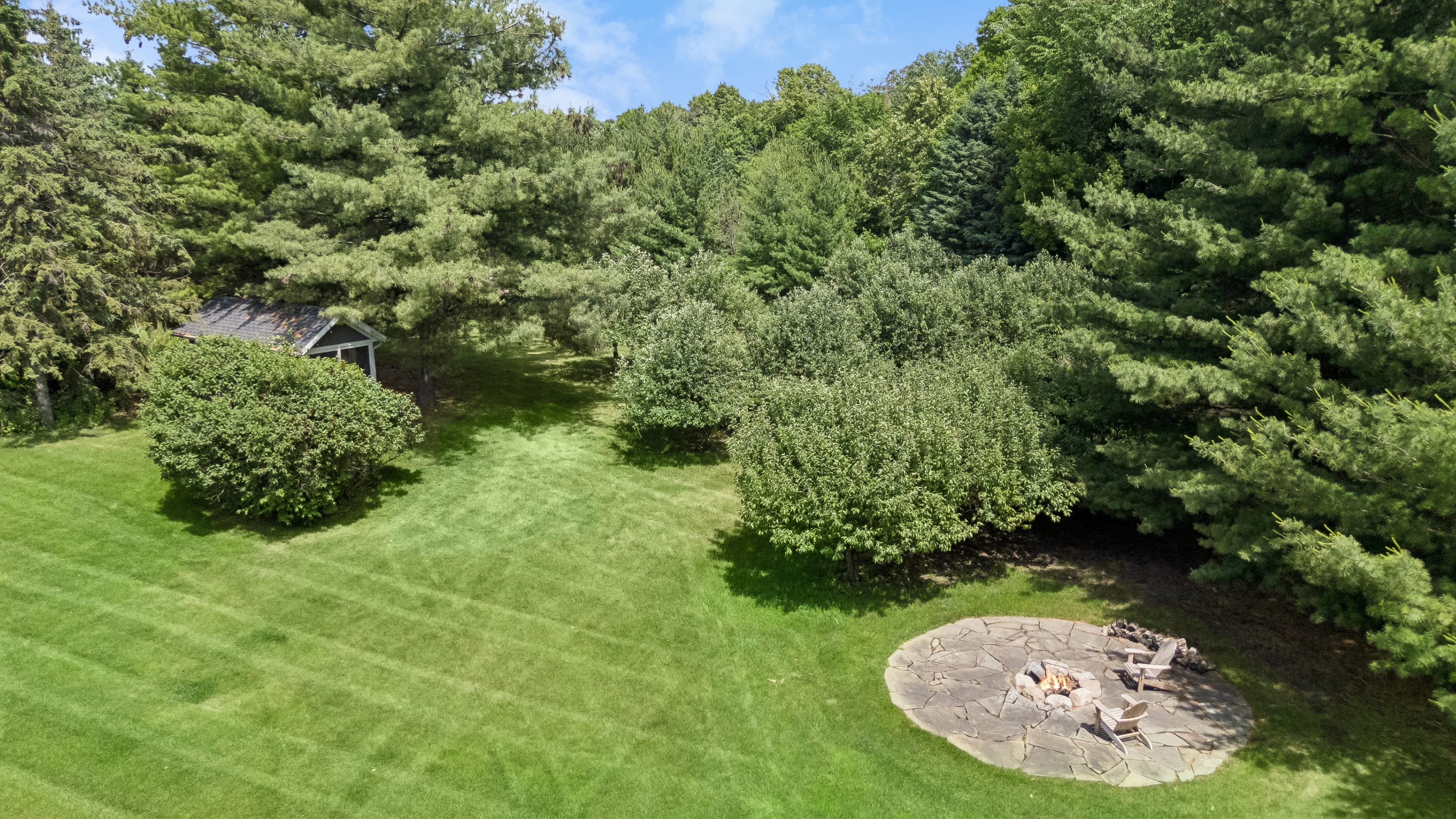 4565 Bayside Road 