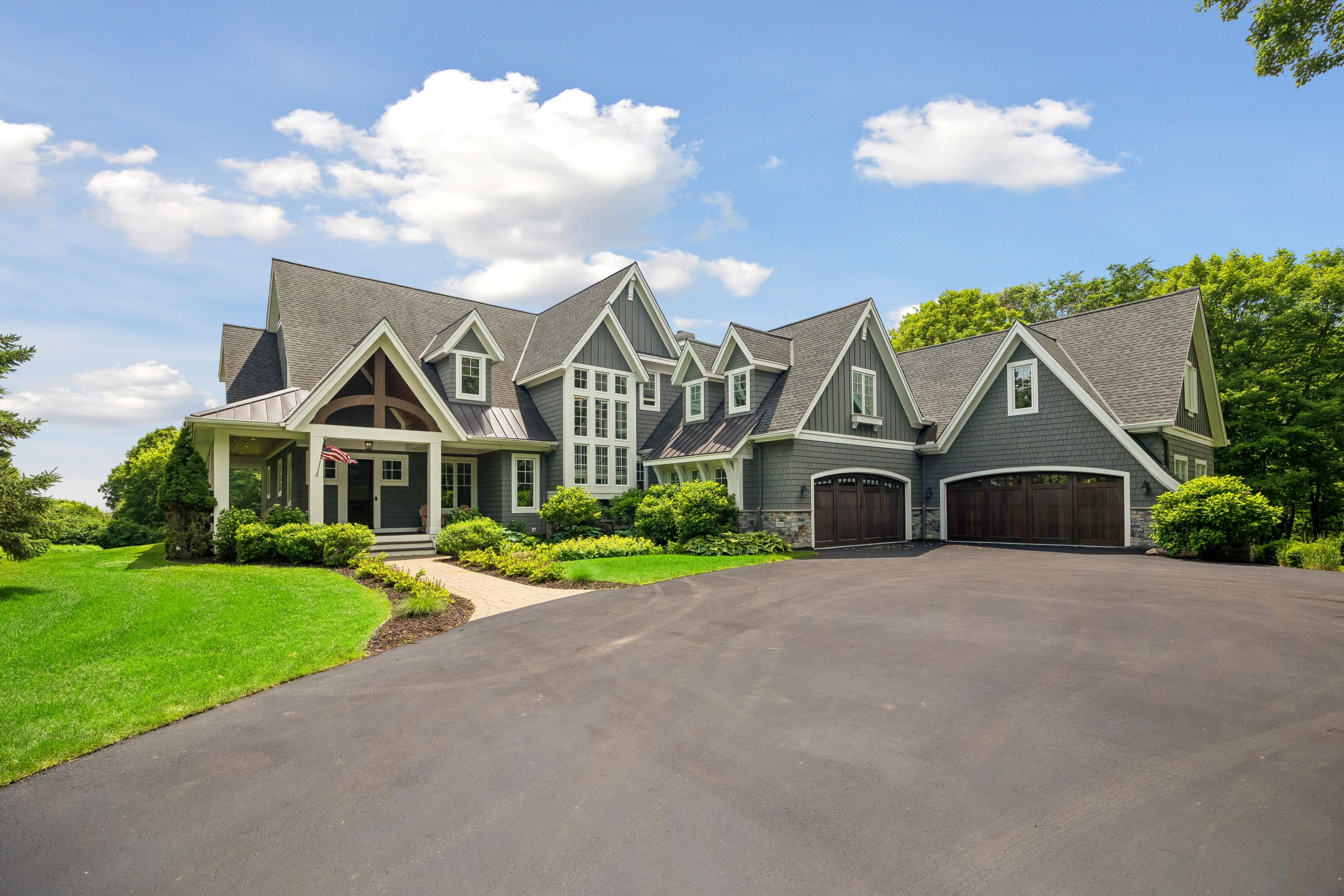 4565 Bayside Road 