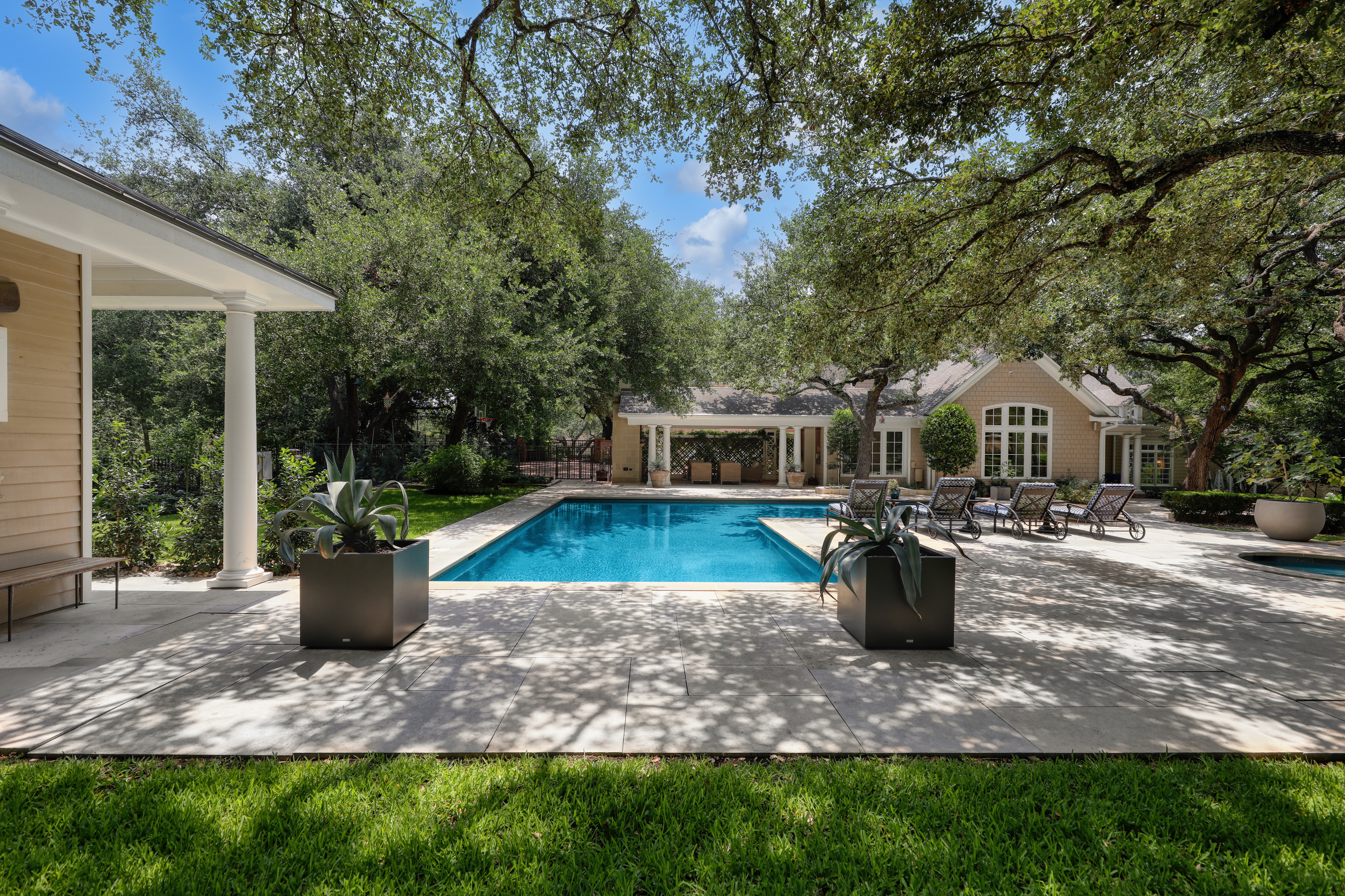 2700 Island Ledge Cove 