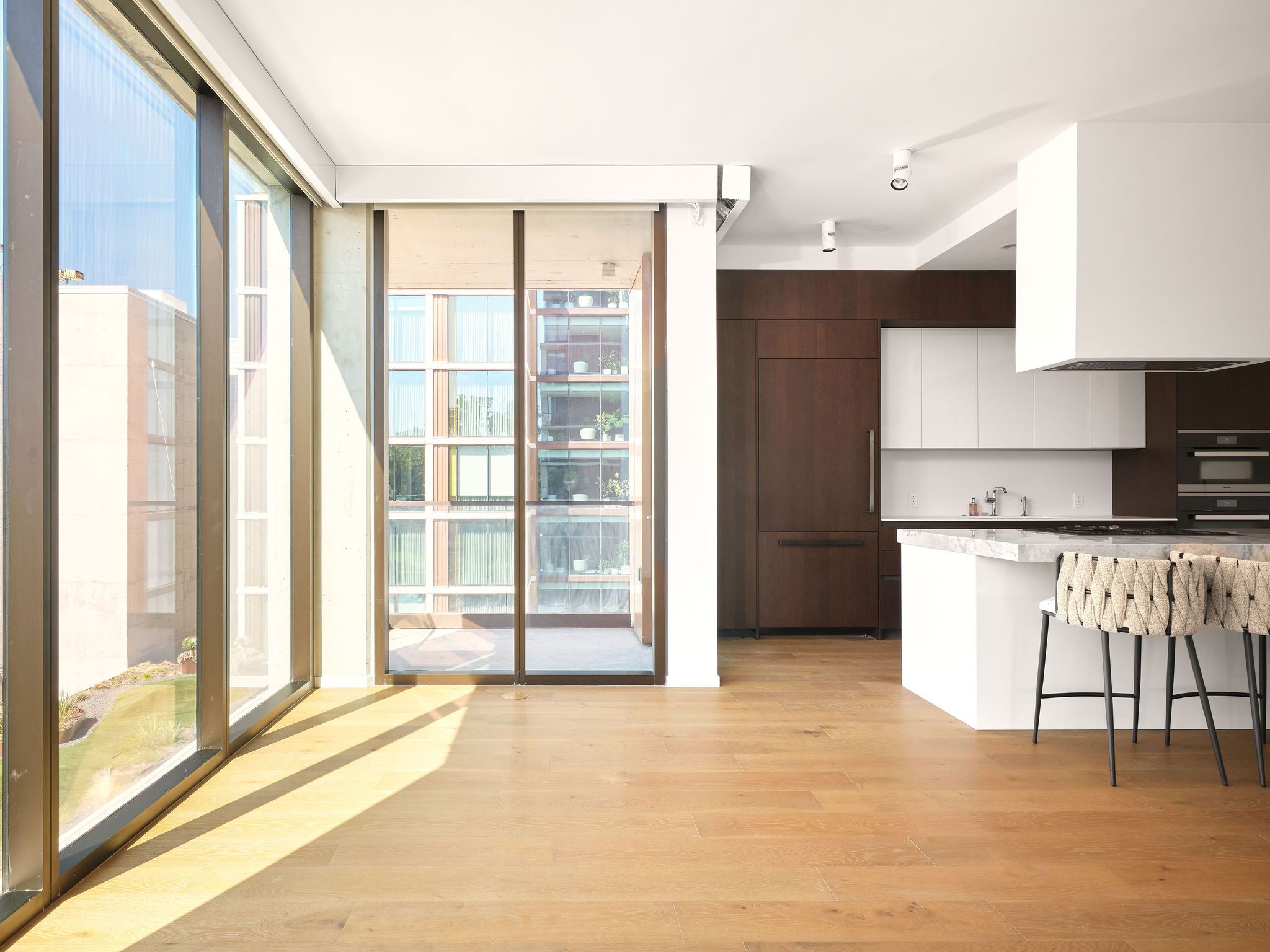 1211 West Riverside Drive 4D
