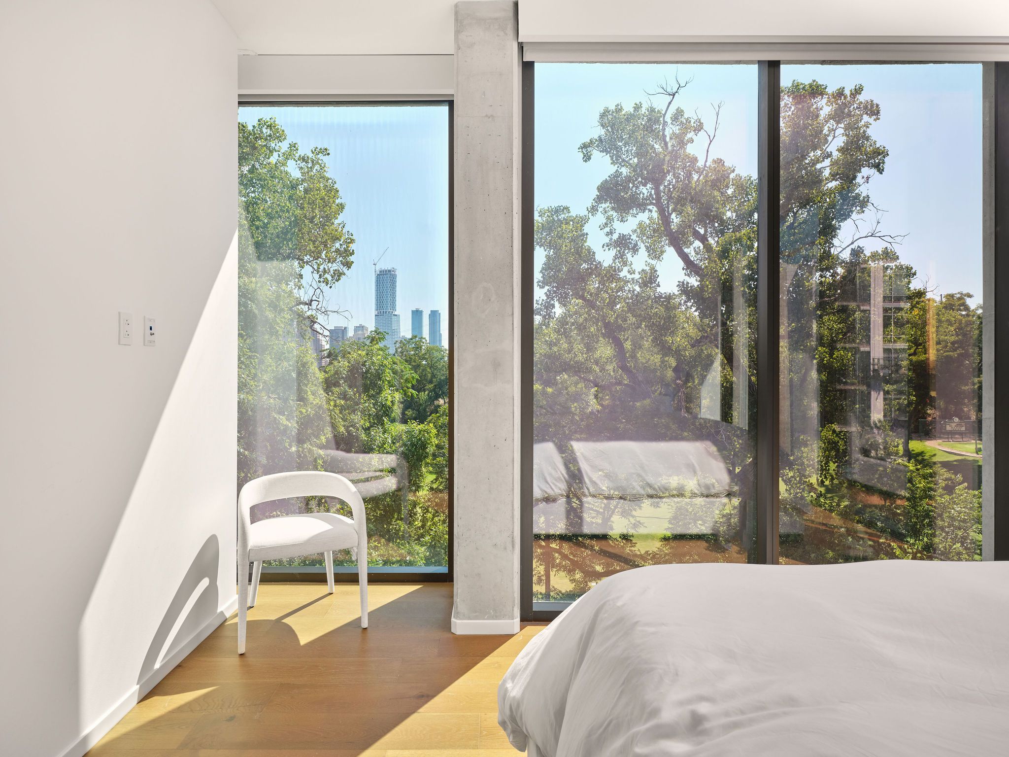 1211 West Riverside Drive 4D