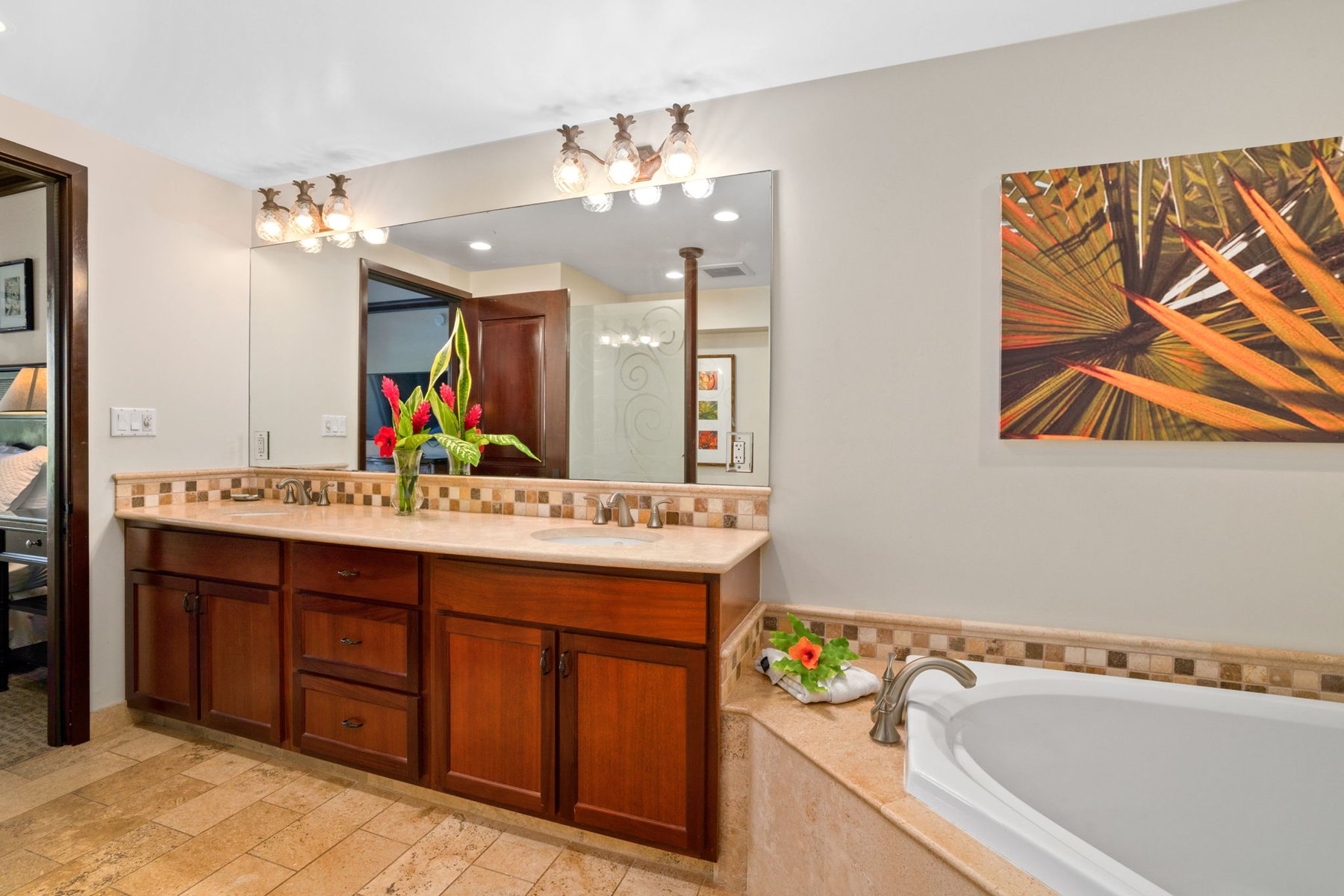 4-820 KUHIO HWY Unit# E106