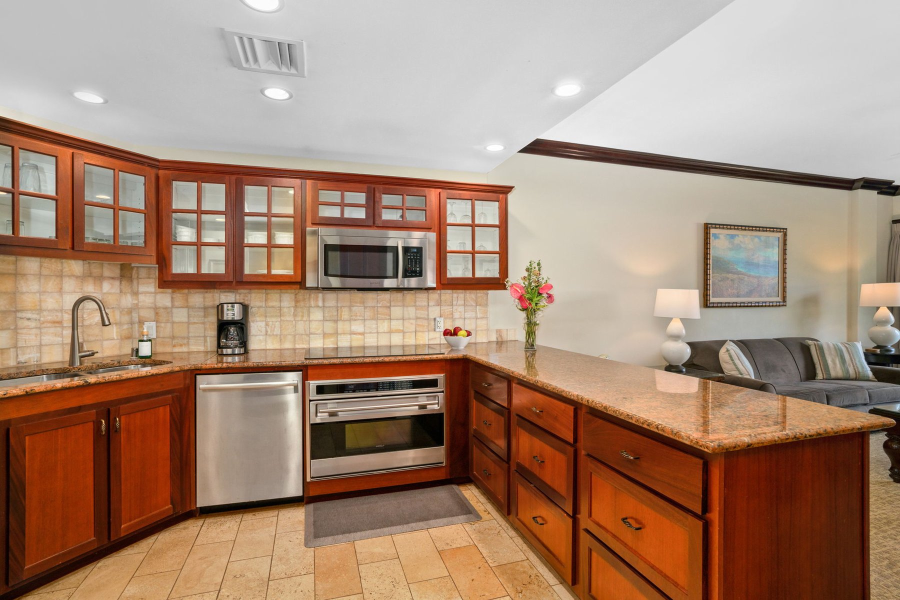 4-820 KUHIO HWY Unit# E106