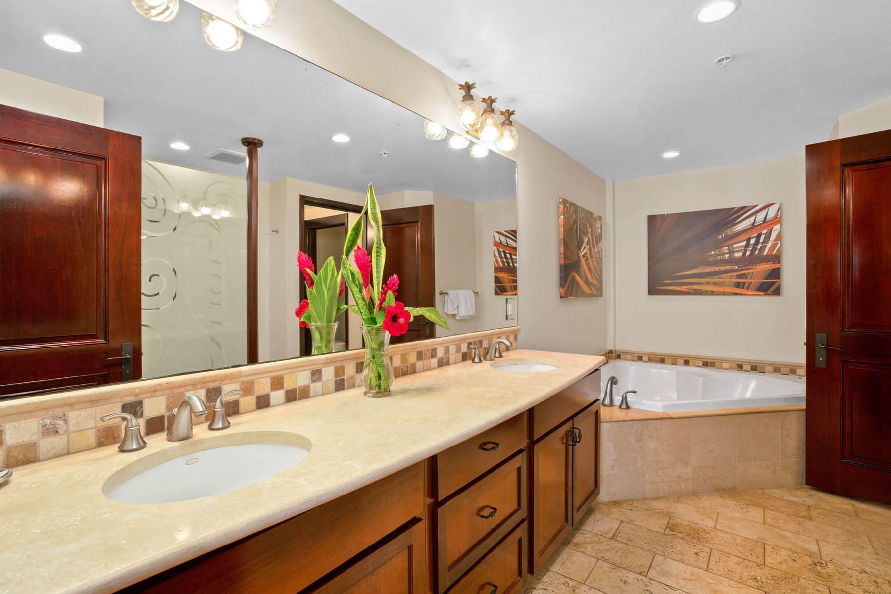 4-820 KUHIO HWY Unit# E106