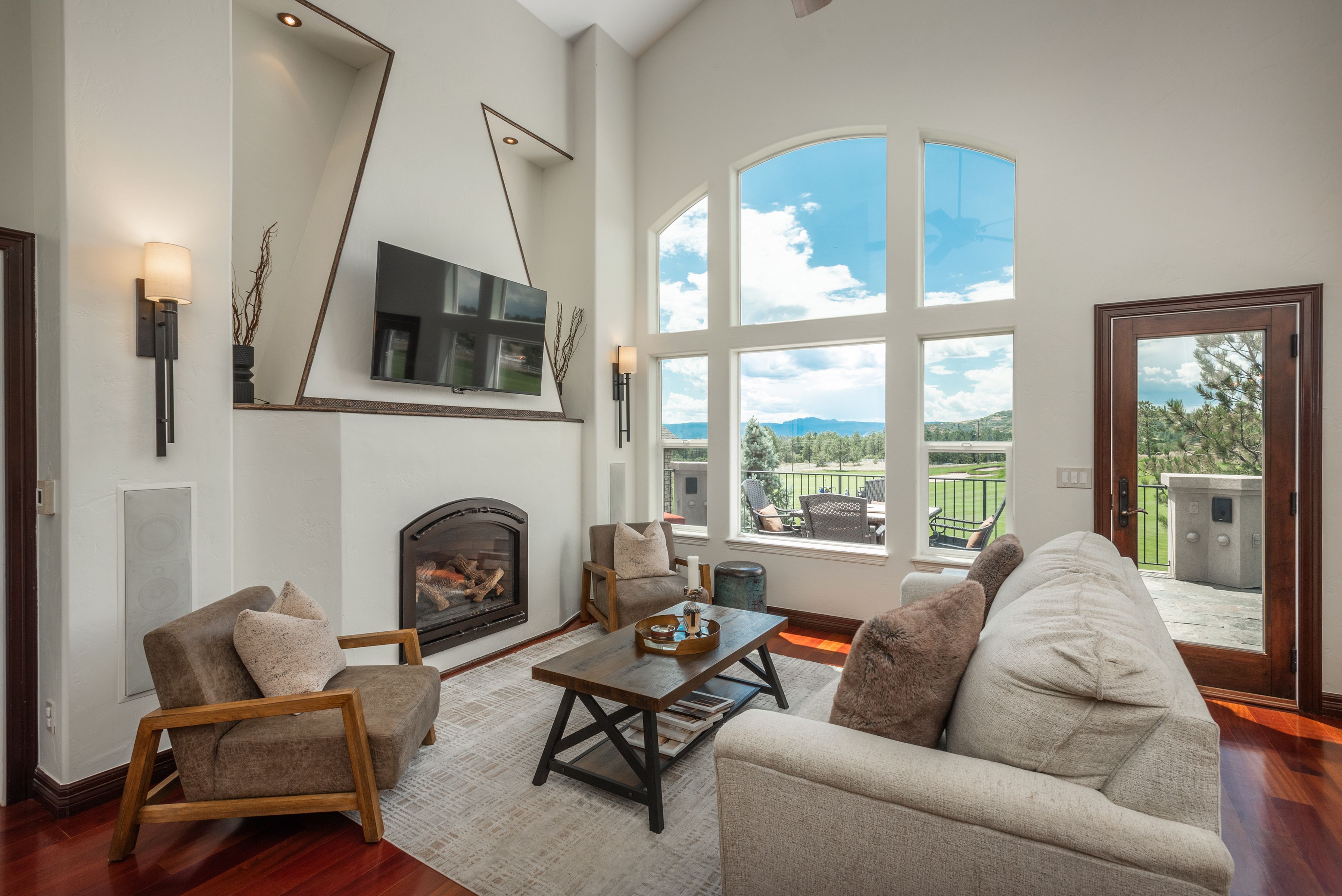 1339 Castlepoint Circle 