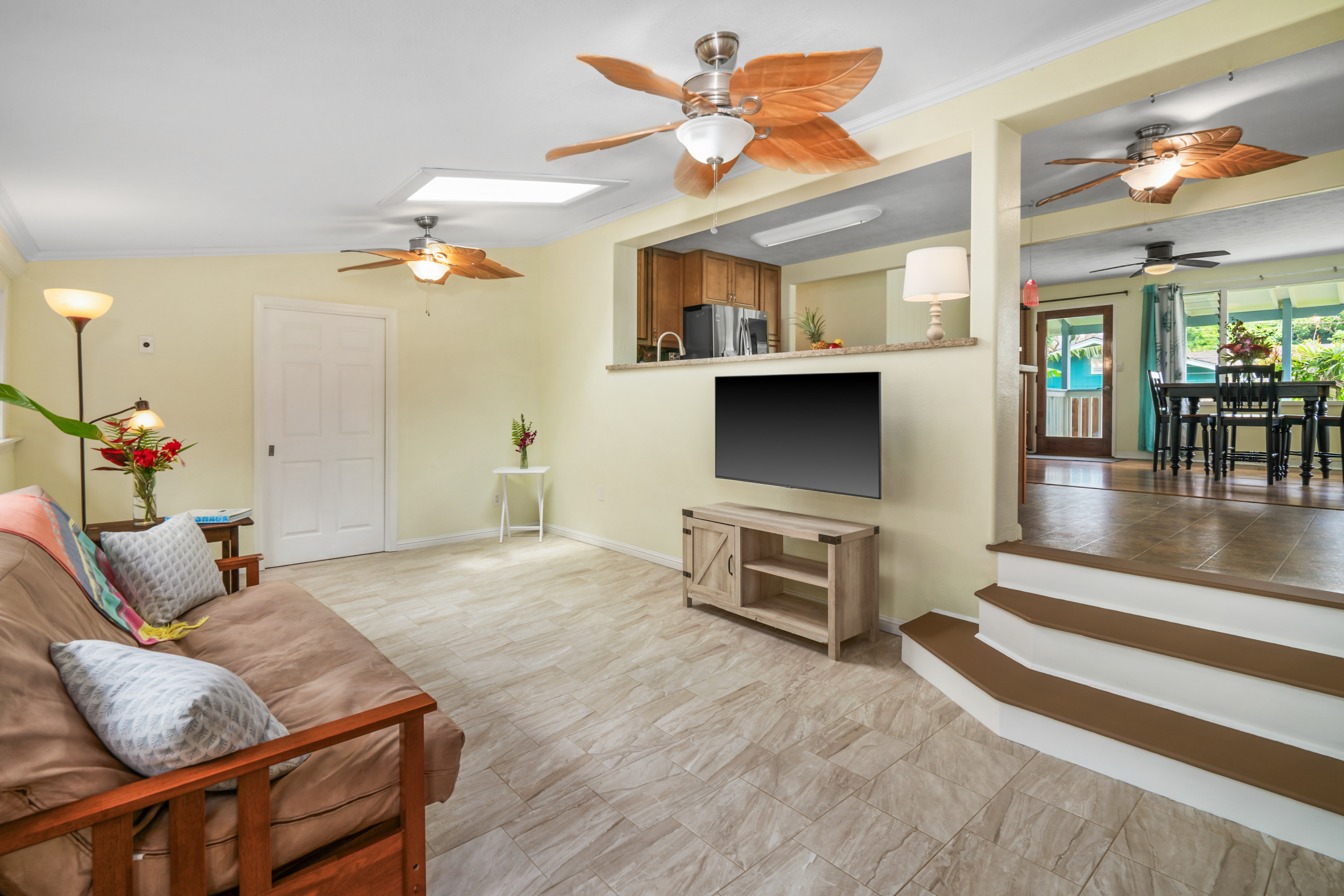 5837 OLOHENA RD Unit# Unit A