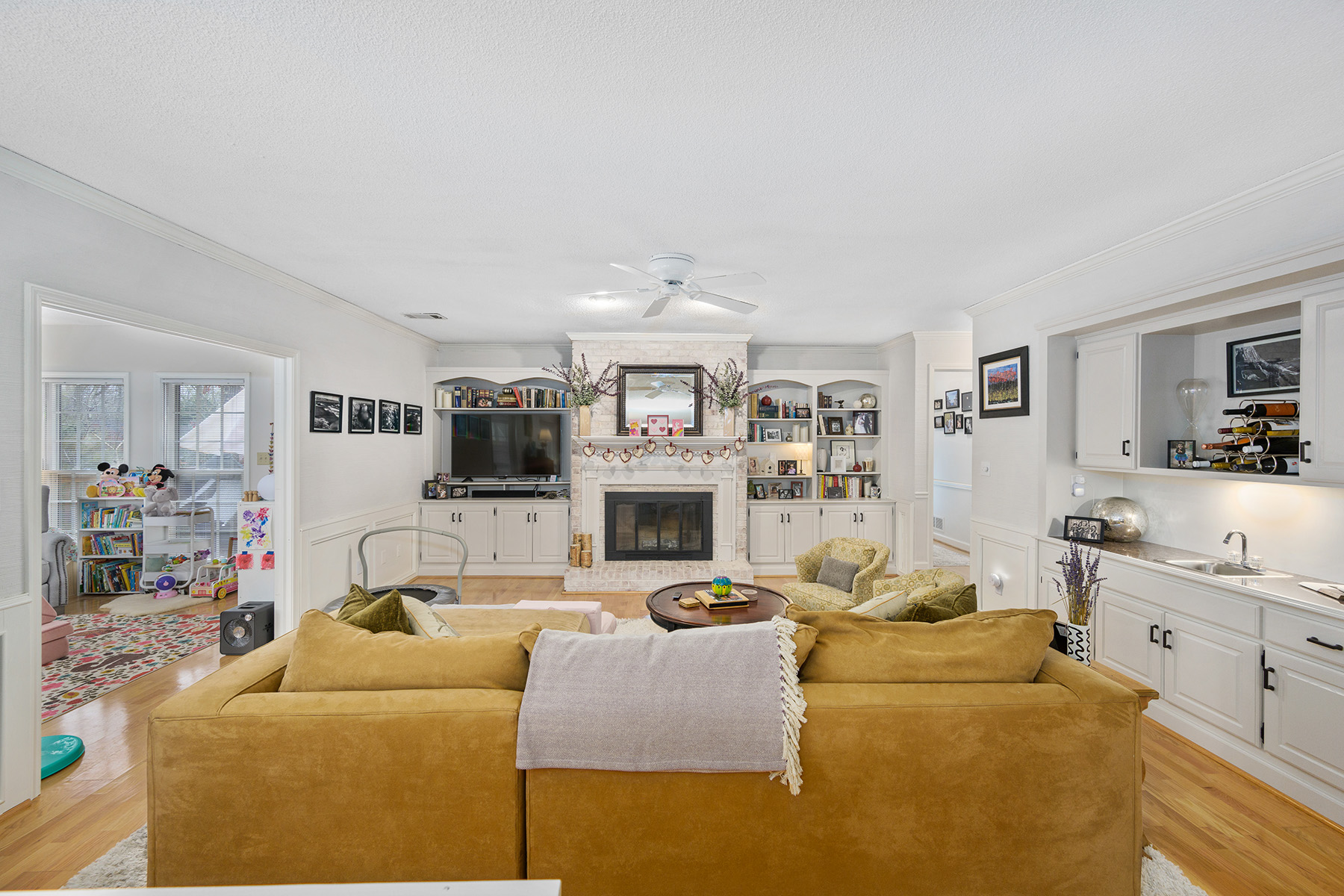 11800 Mountain Laurel Drive