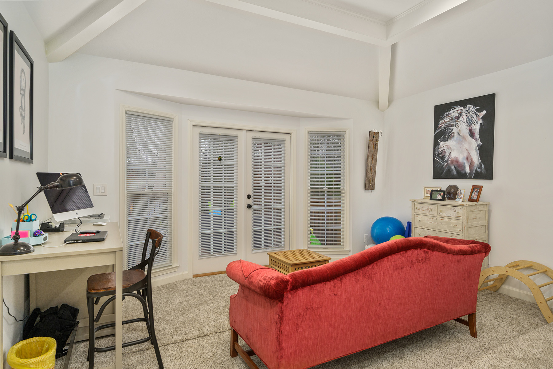 11800 Mountain Laurel Drive