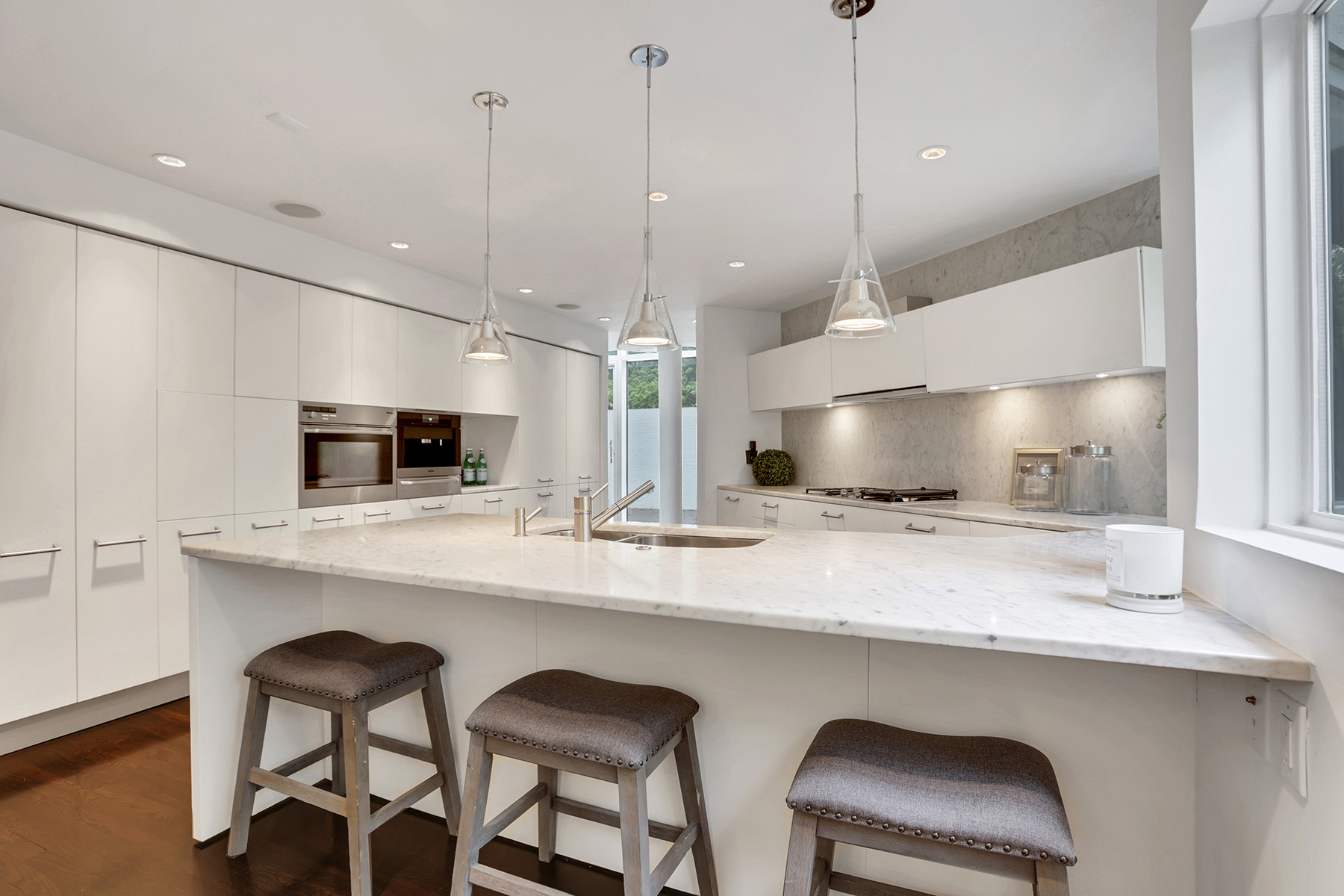45 Tuxedo Terrace
