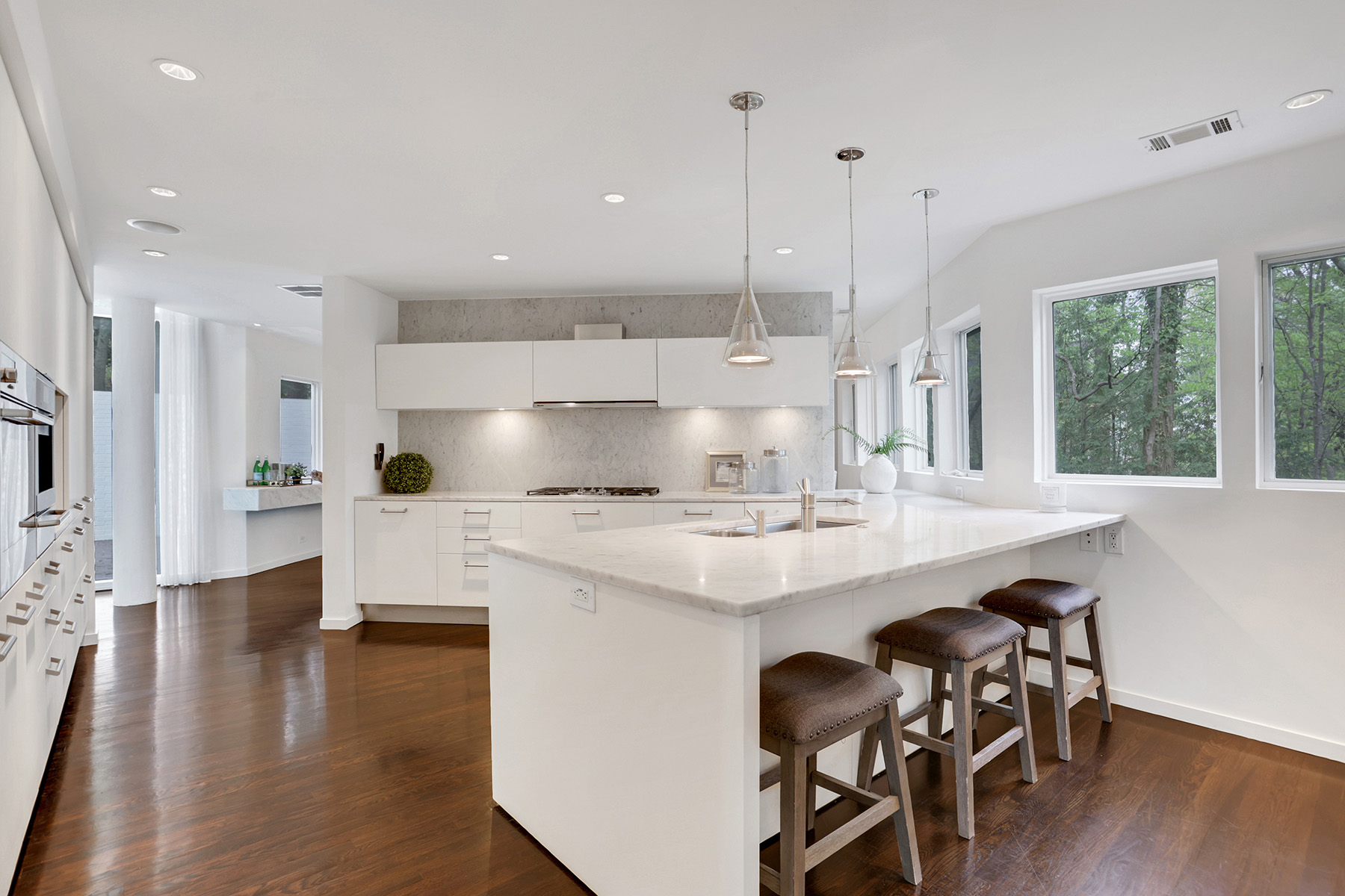 45 Tuxedo Terrace
