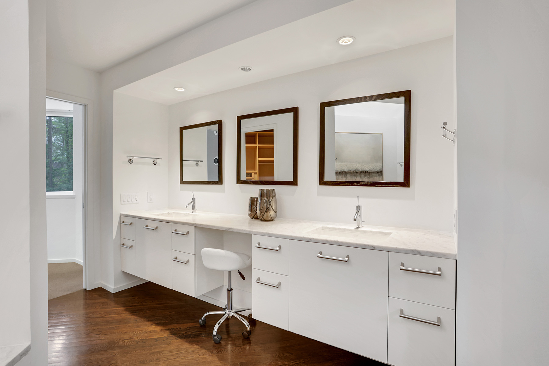 45 Tuxedo Terrace