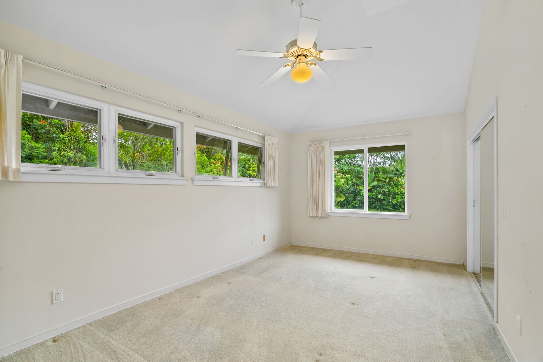 4751 Kahiliholo Rd 