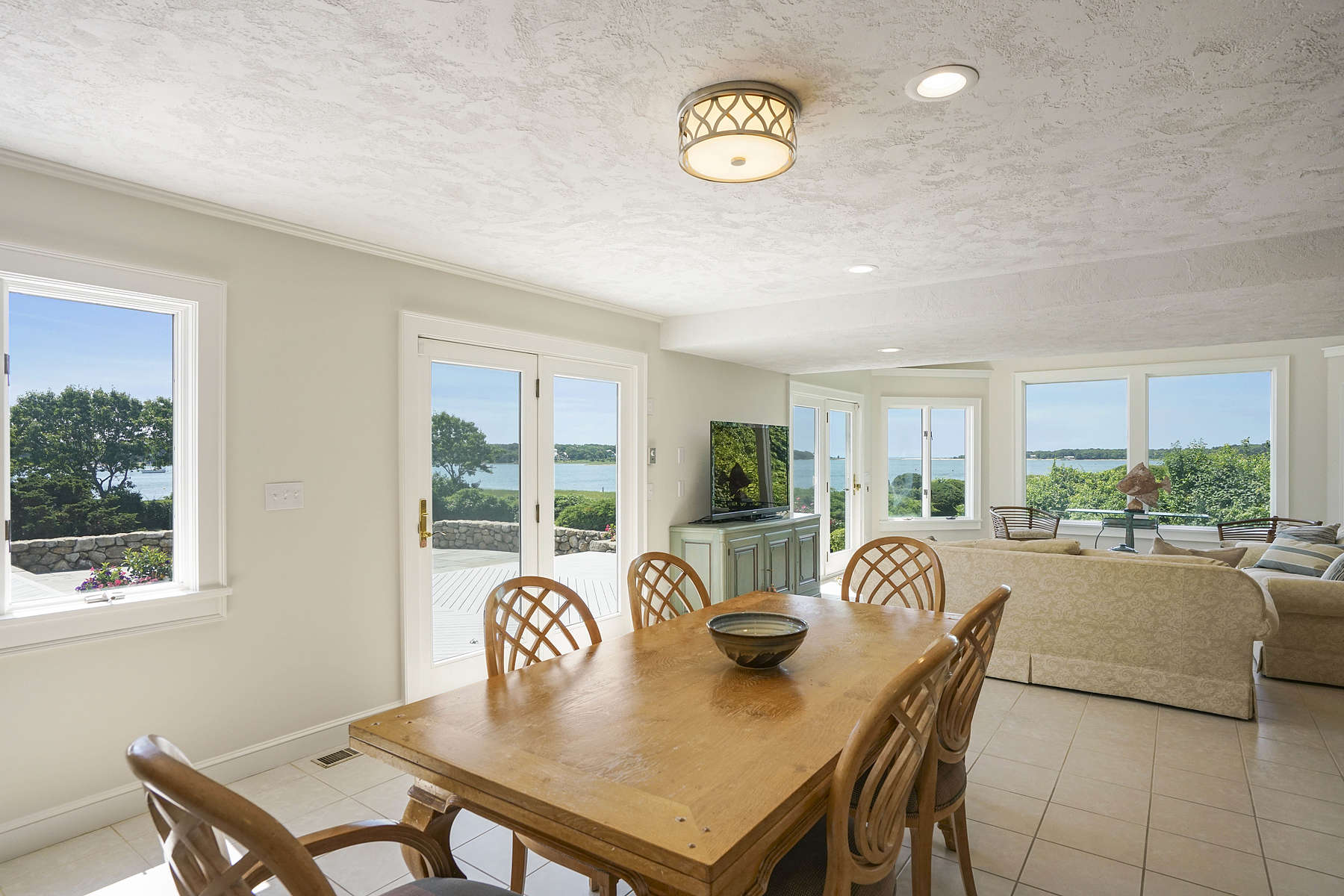 198-227 Bridge Street