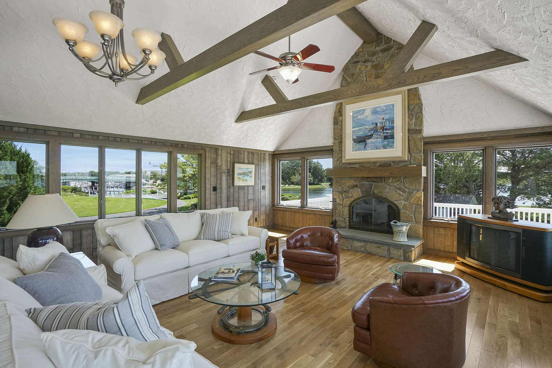 198-227 Bridge Street