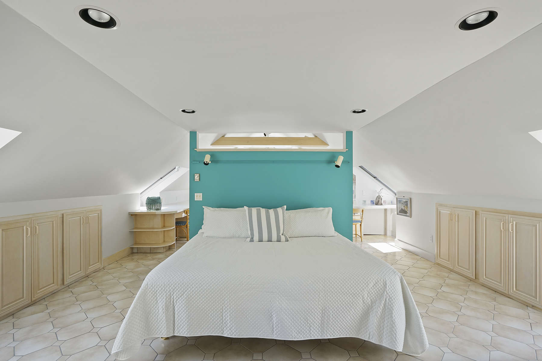 198-227 Bridge Street