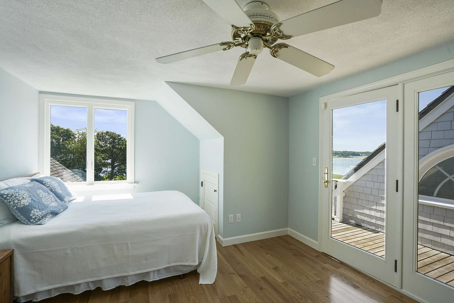 198-227 Bridge Street