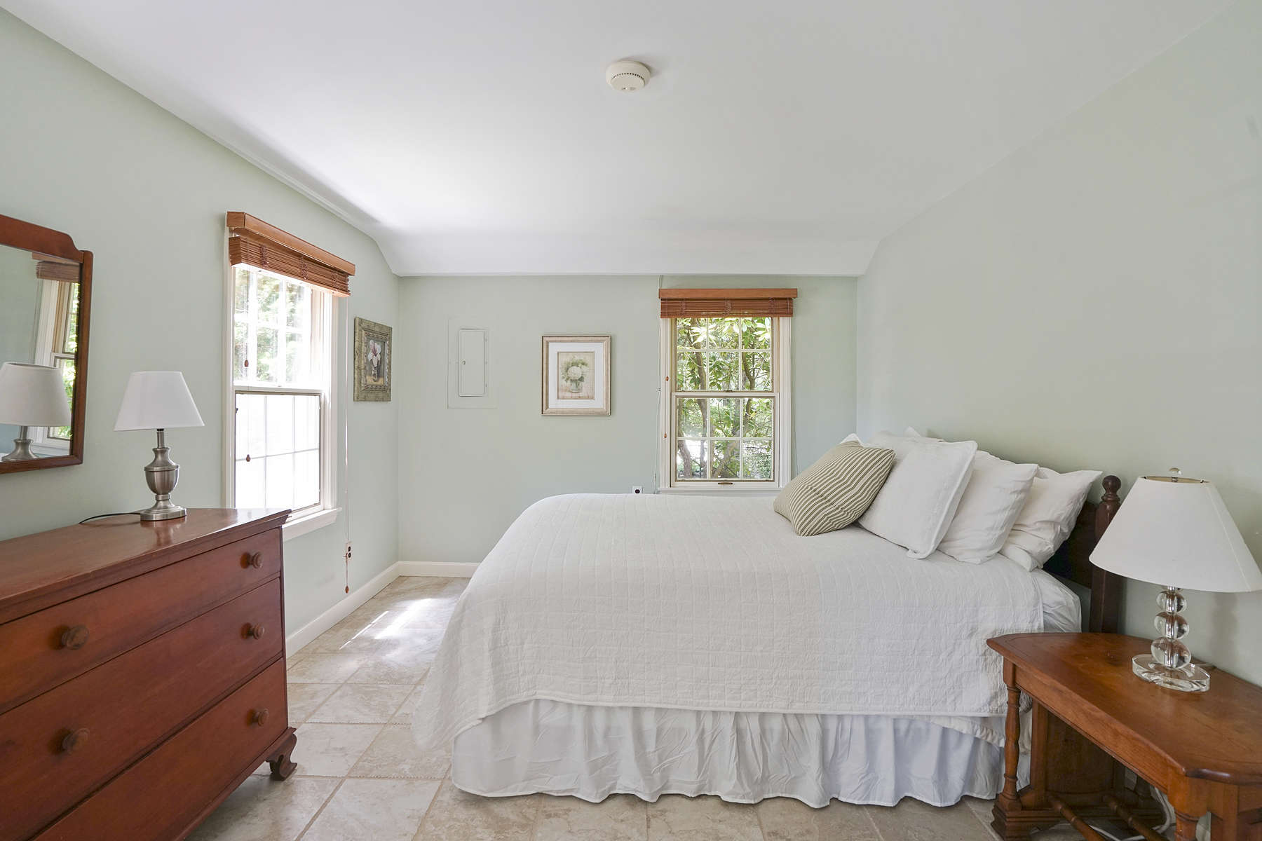 198-227 Bridge Street