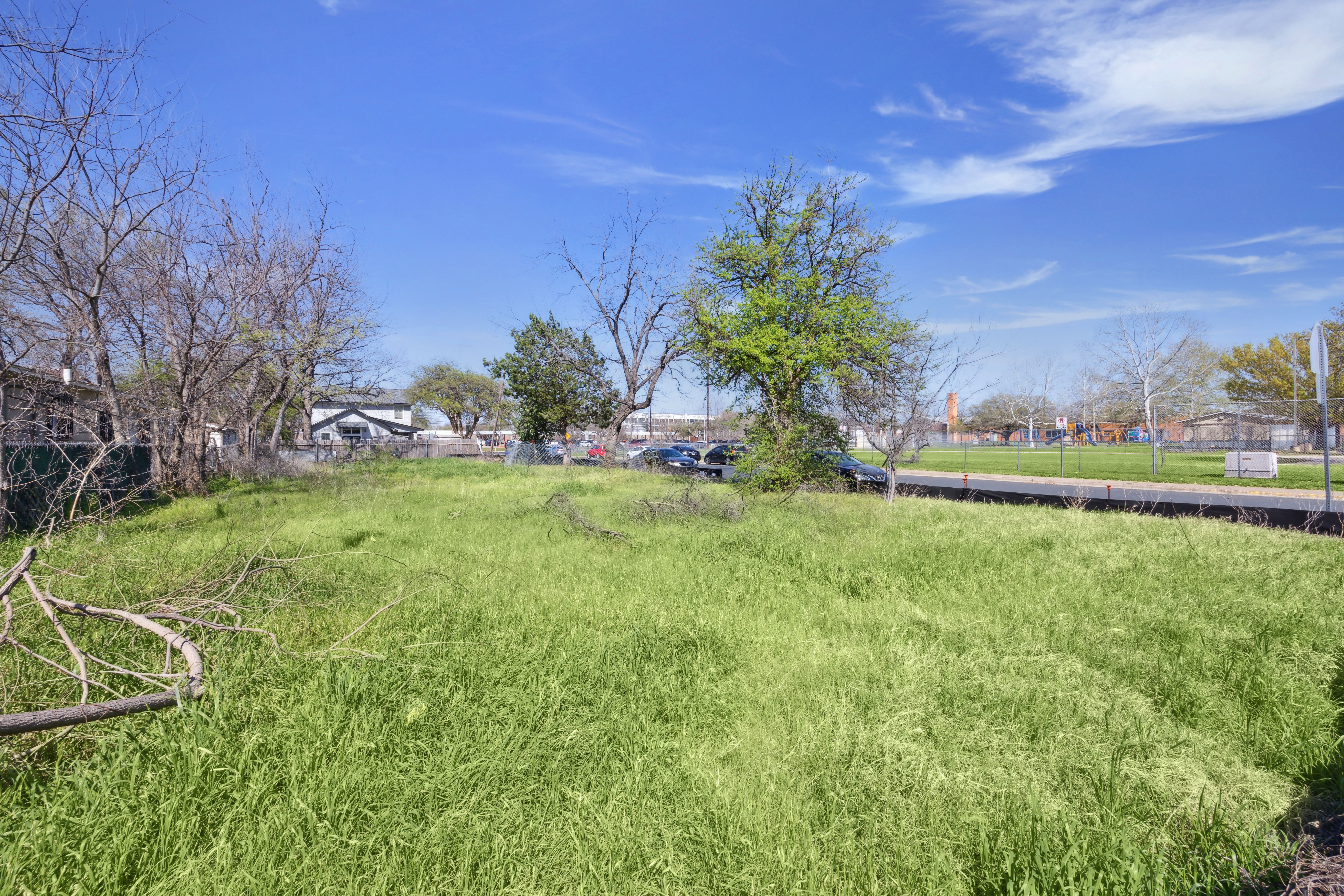 2910 East 4th Street 