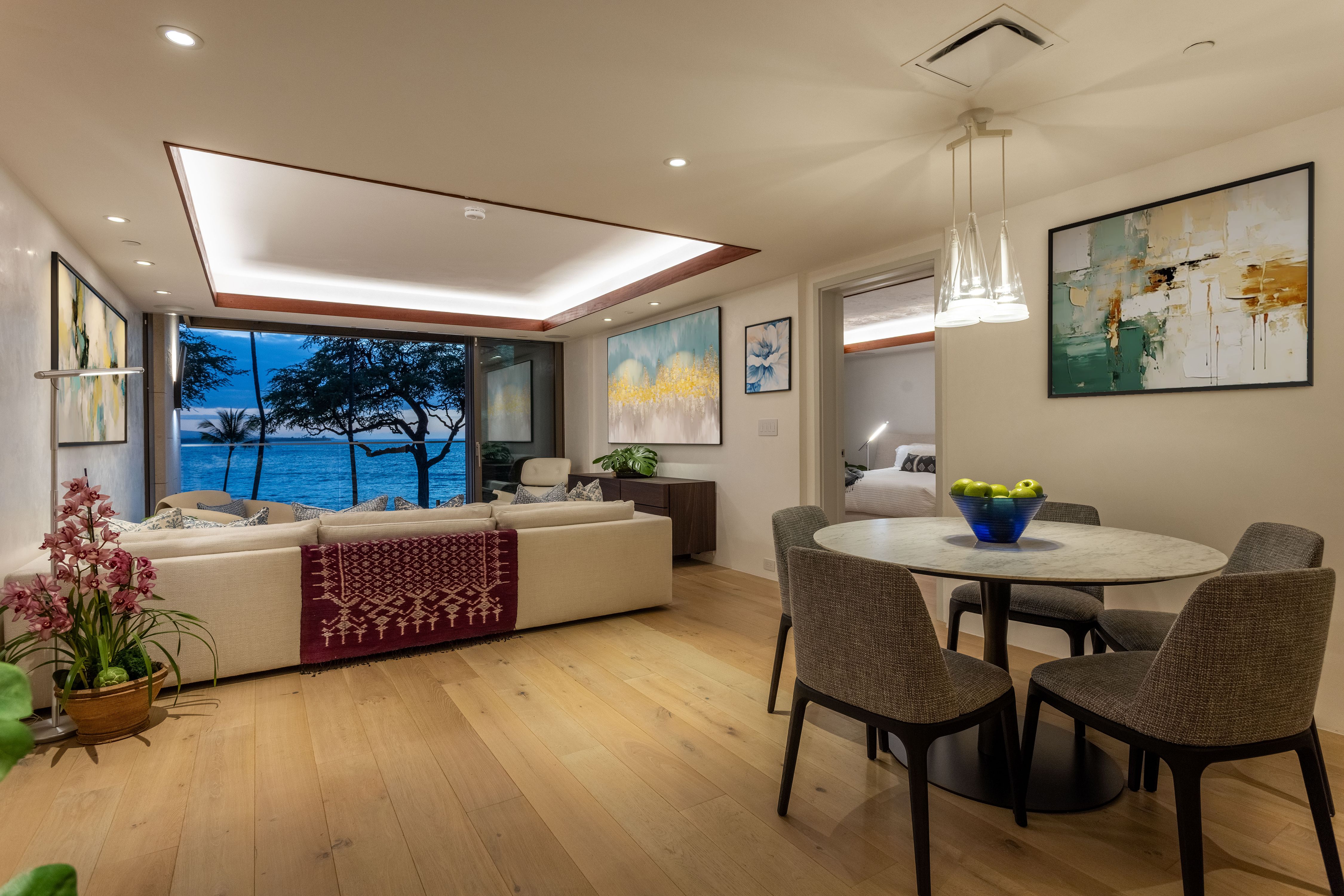 66-84 Kaunaʻoa Drive Unit C32