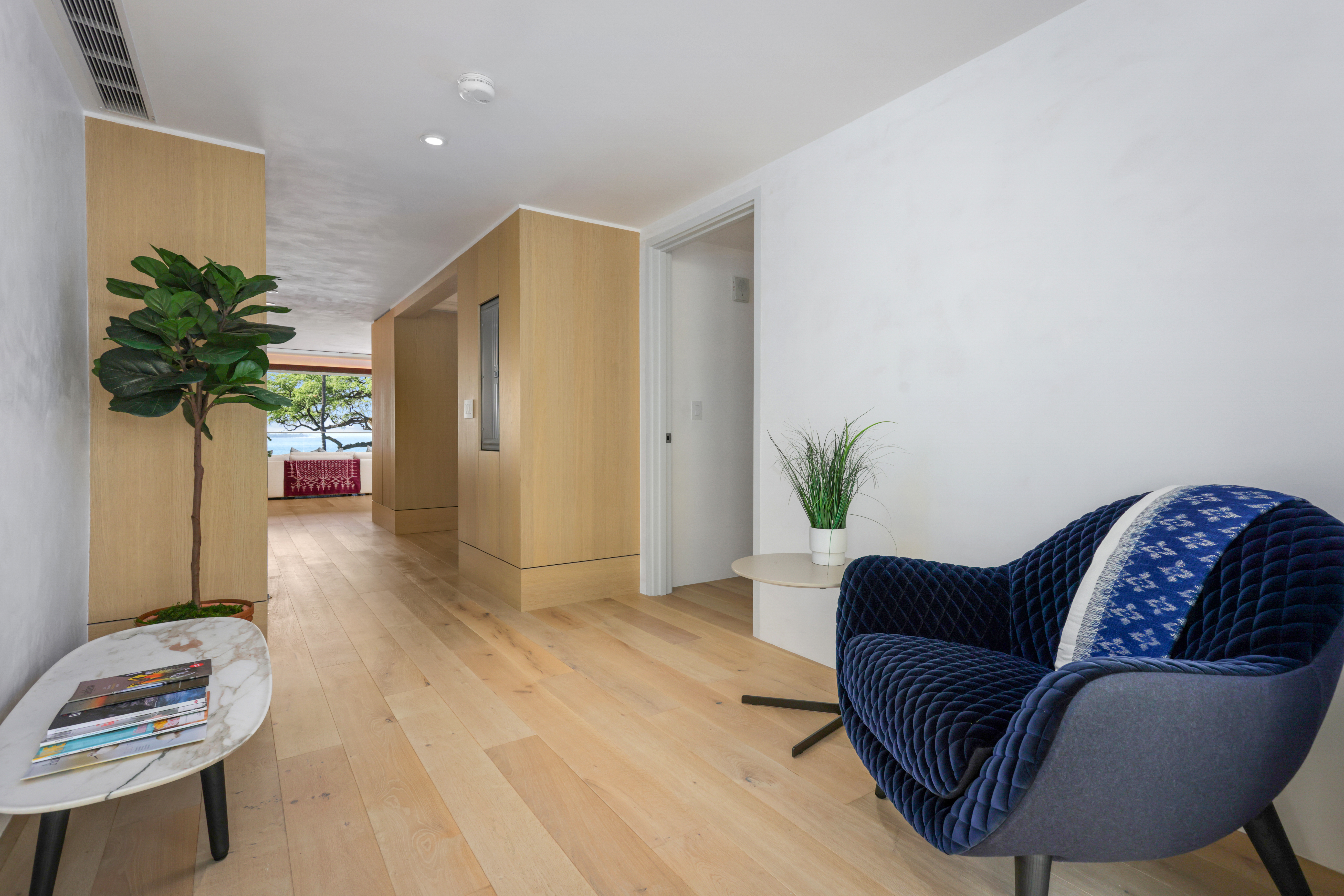 66-84 Kaunaʻoa Drive Unit C32