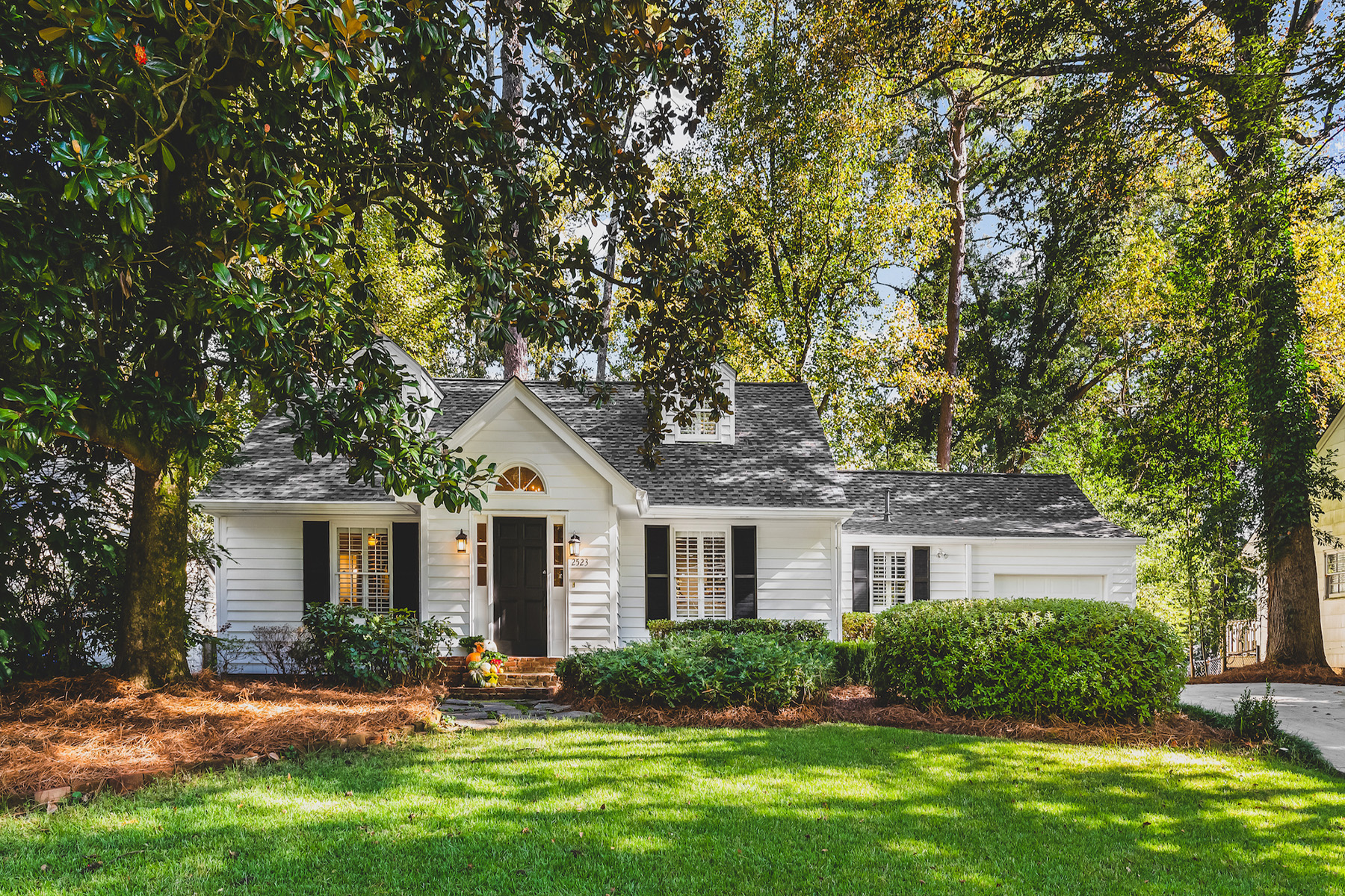 2523 Ridgewood Road