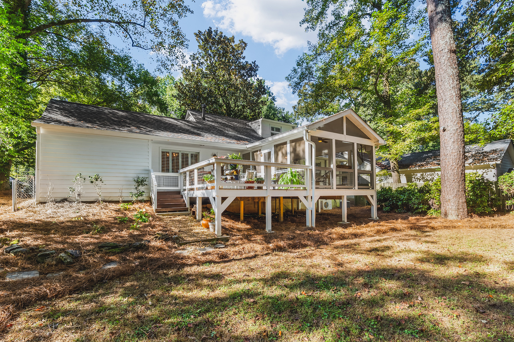 2523 Ridgewood Road