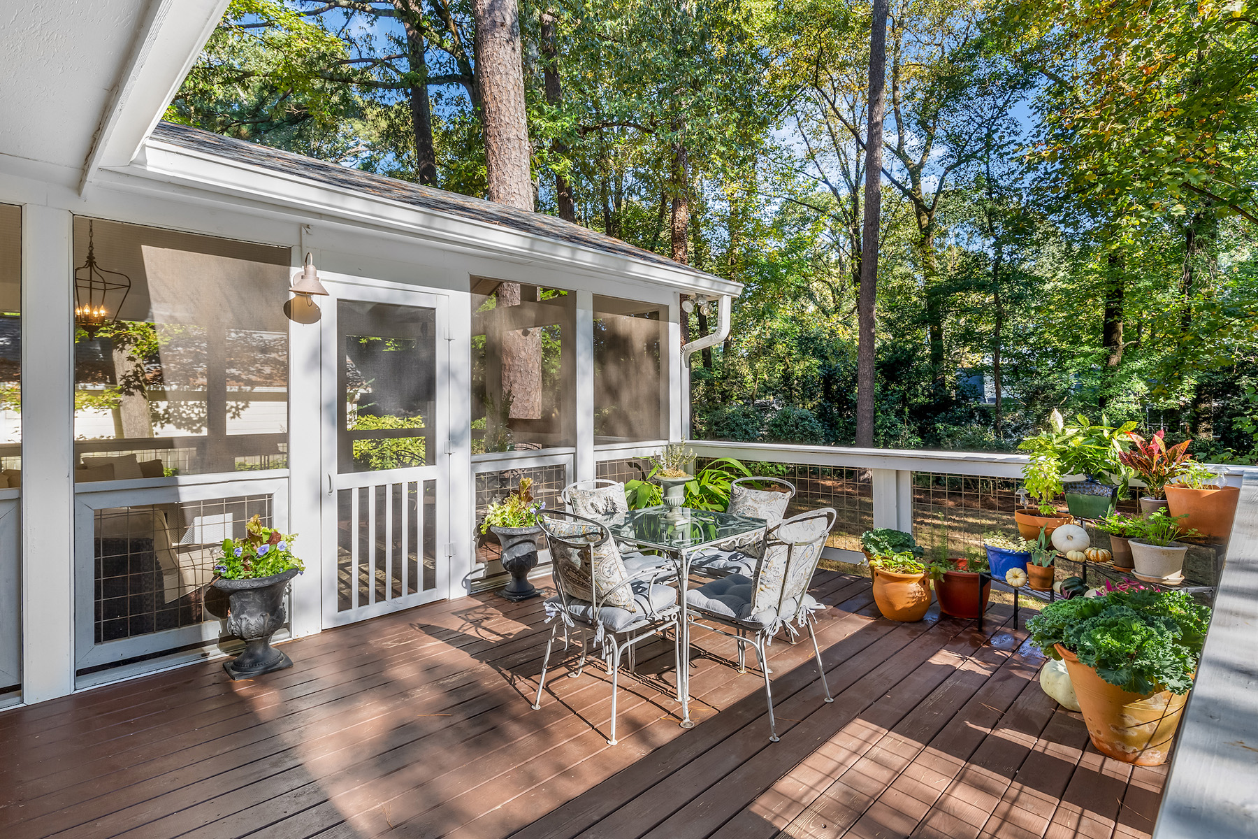 2523 Ridgewood Road