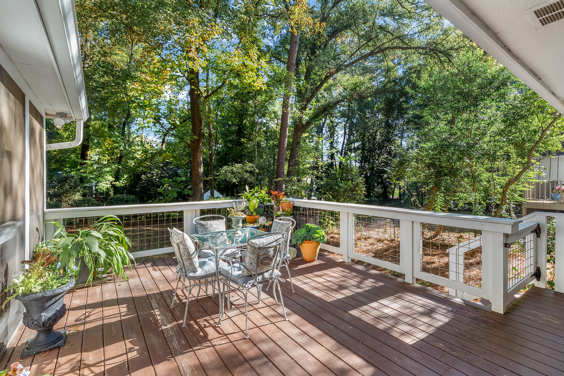 2523 Ridgewood Road