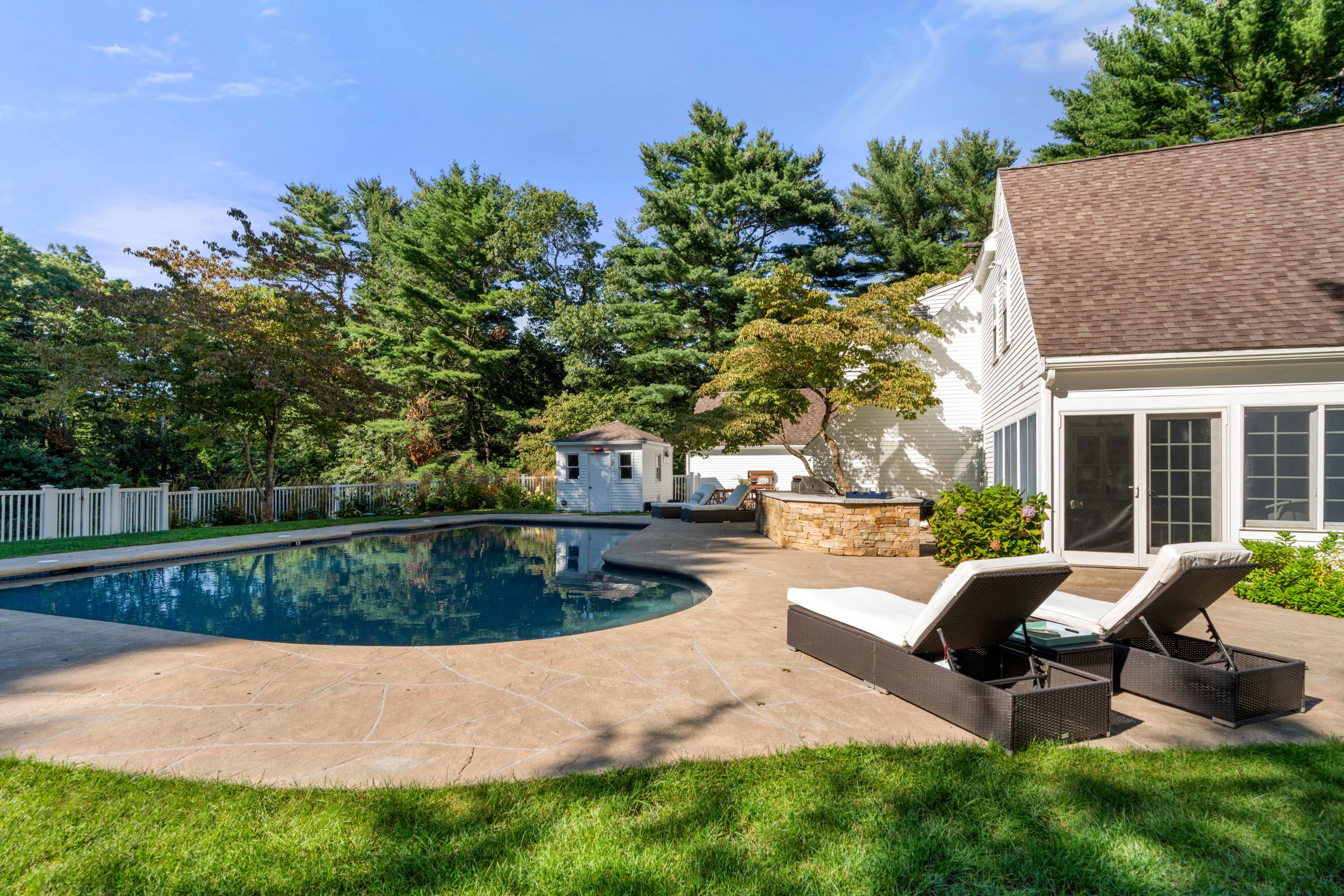 6 Pheasant Hill Road