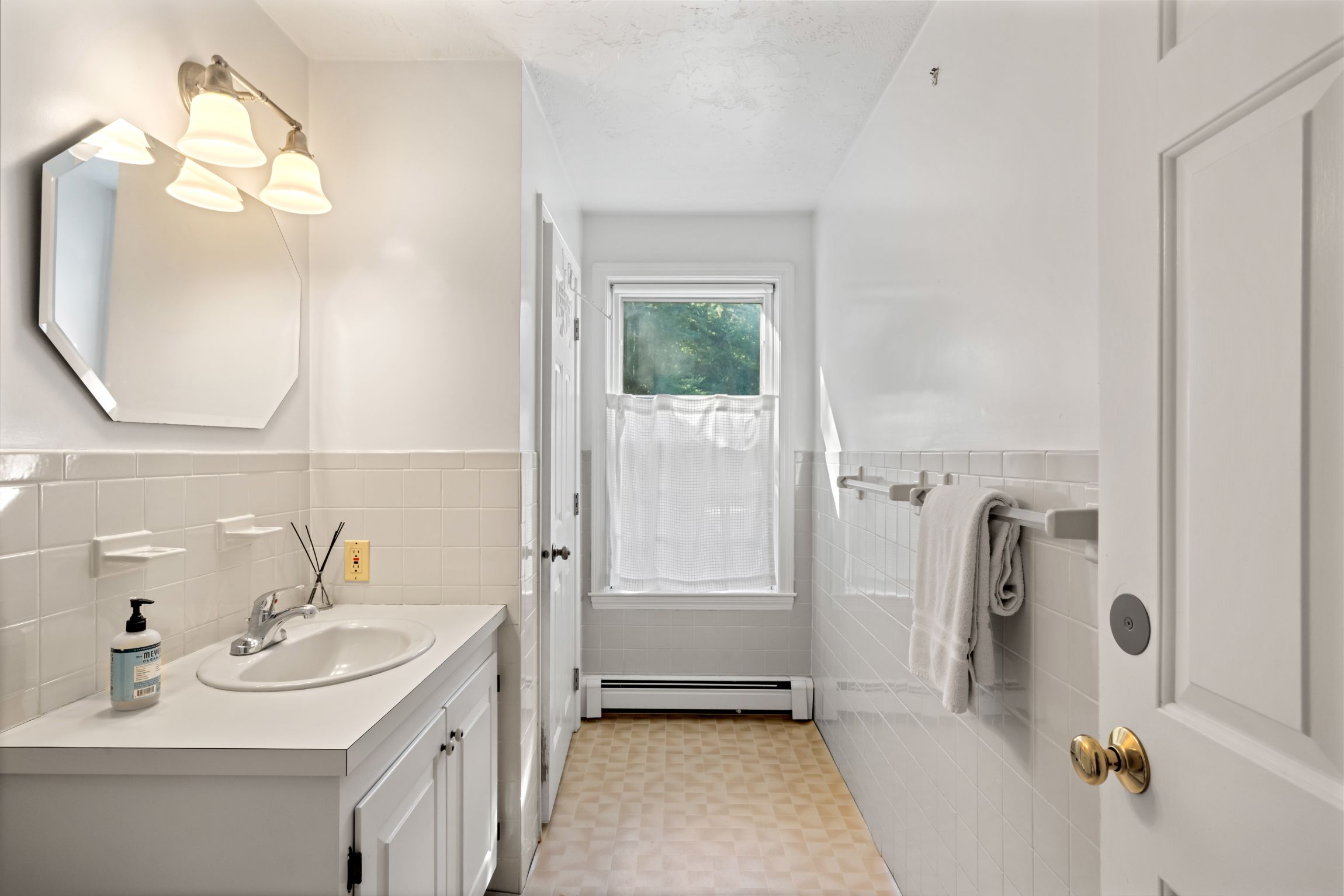 6 Pheasant Hill Road