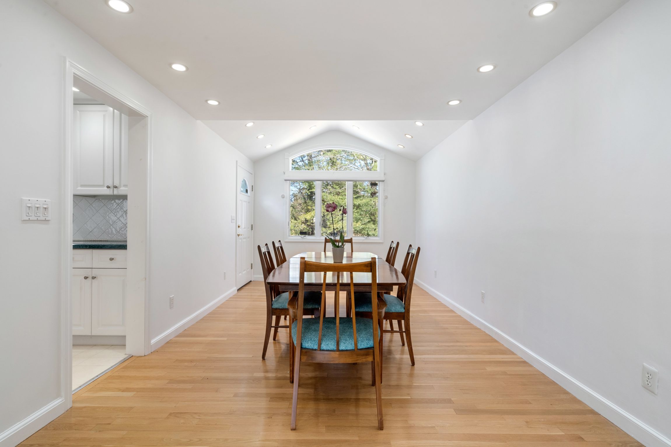 11 Jeffrey Rd