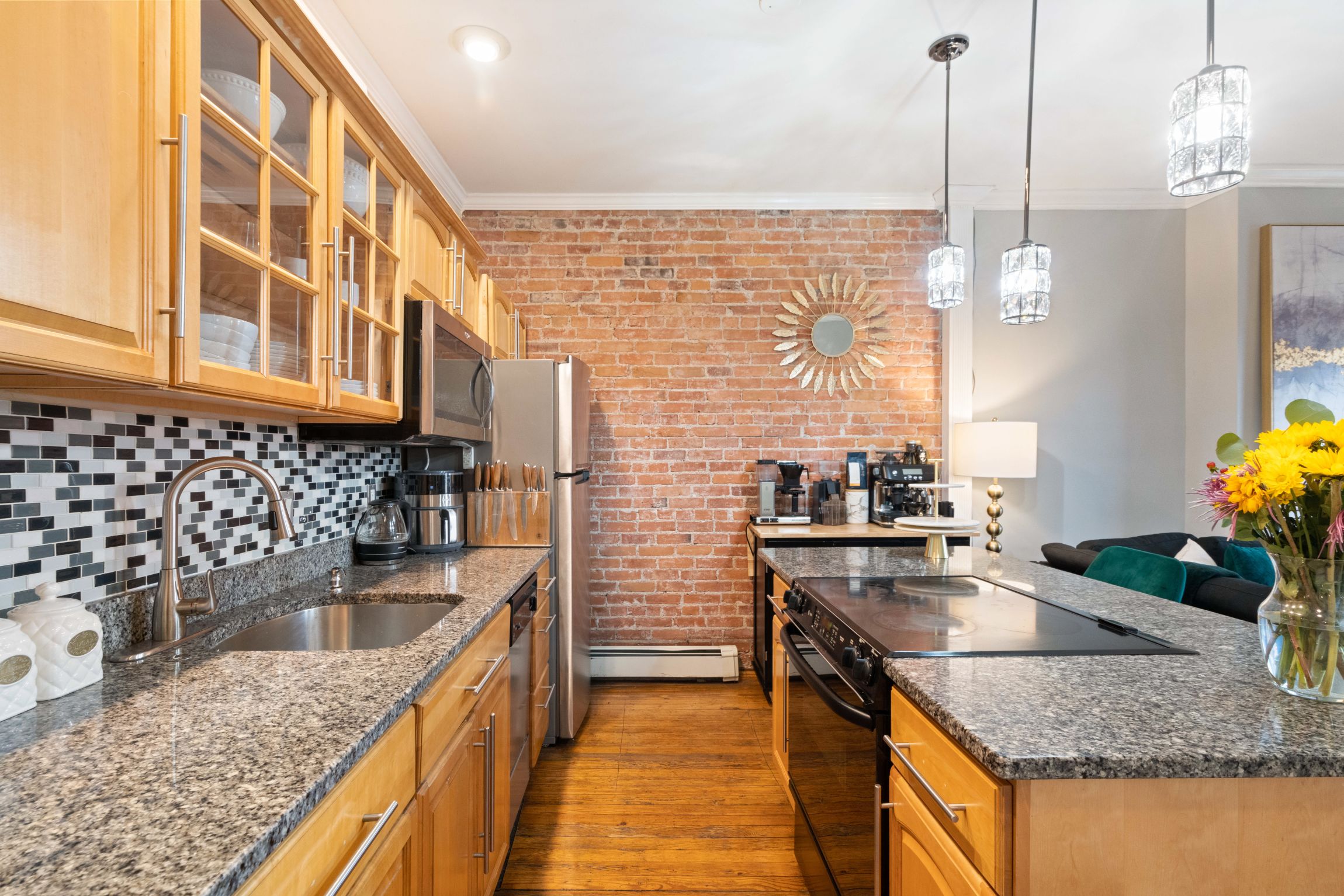 883 Harrison Ave 2