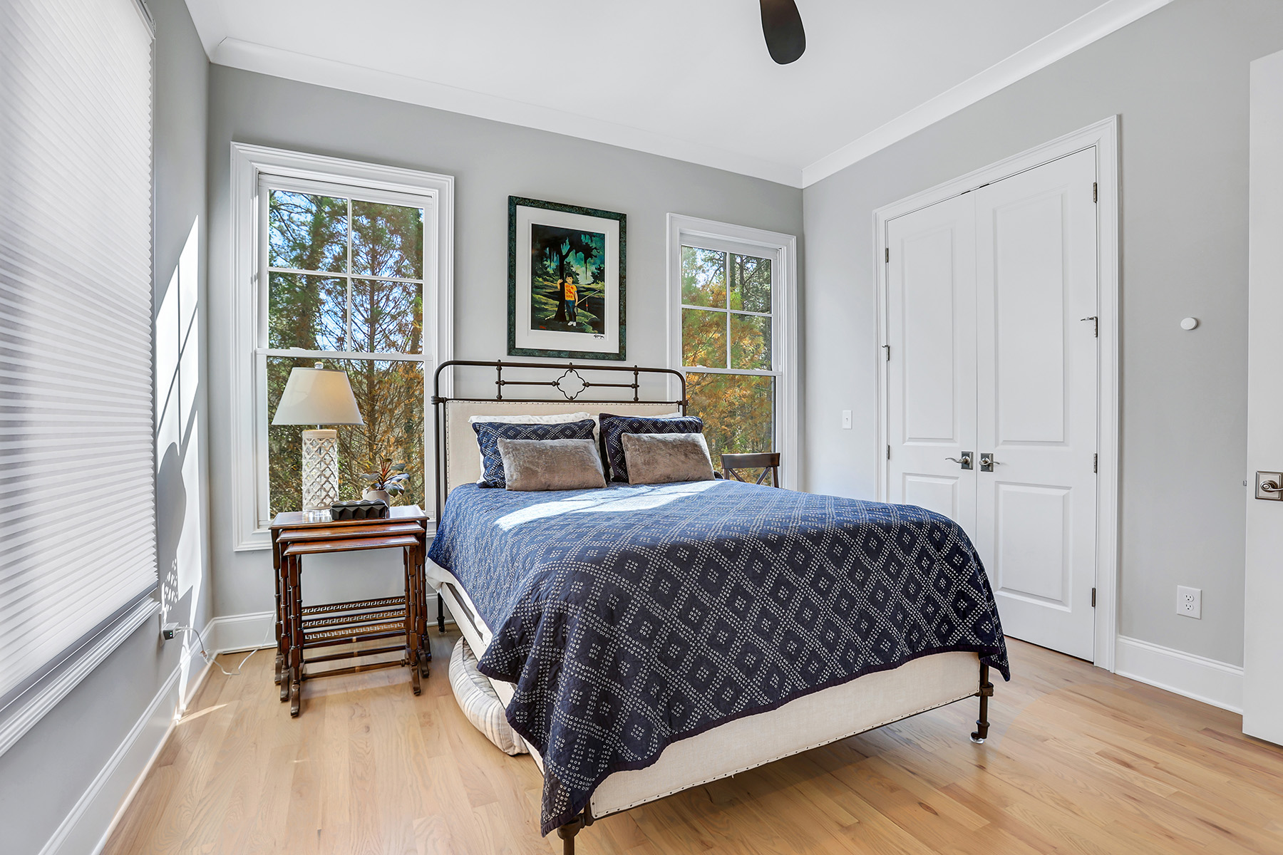 1729 Barclay Close