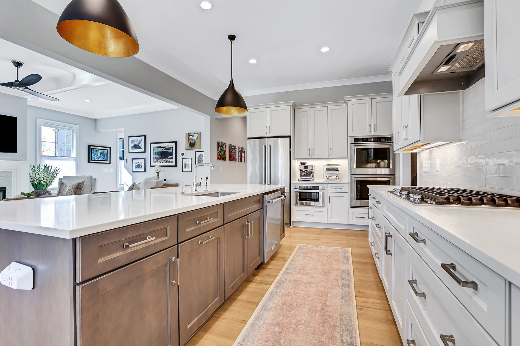 1729 Barclay Close