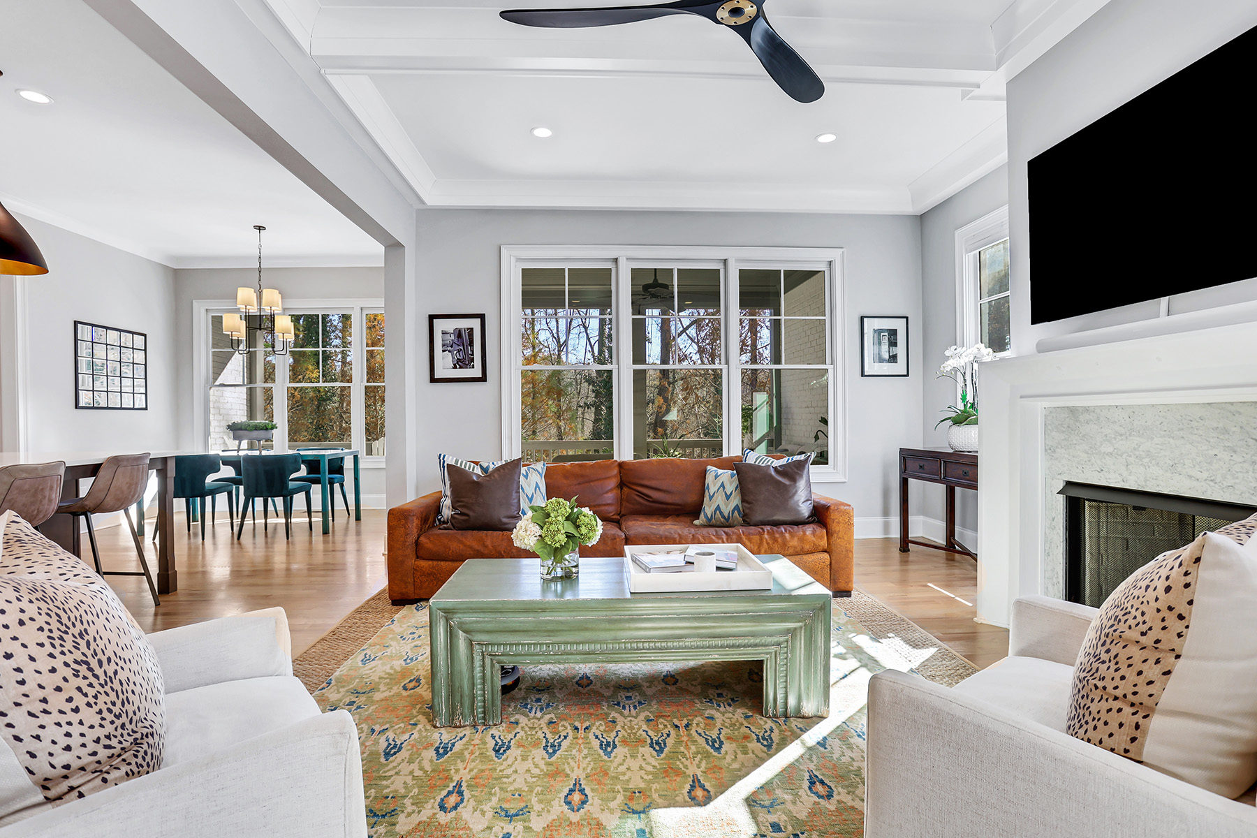1729 Barclay Close