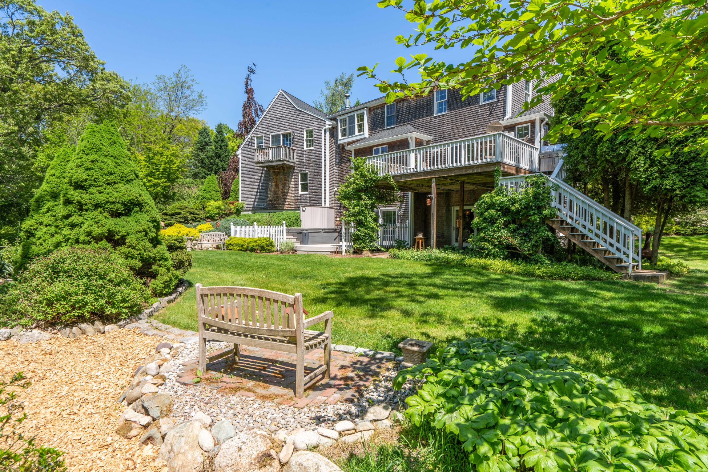 49 Kenelm Drive