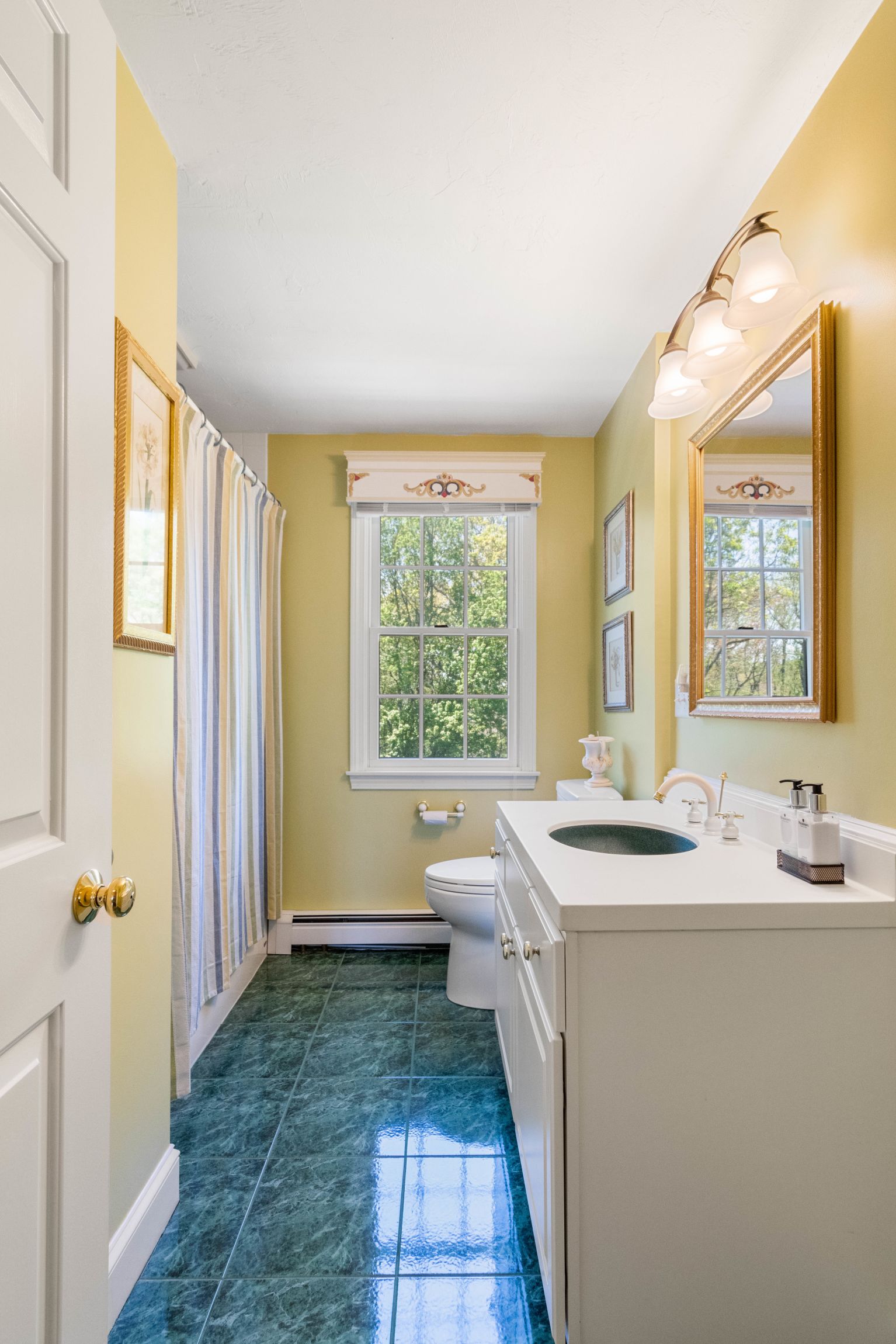 49 Kenelm Drive
