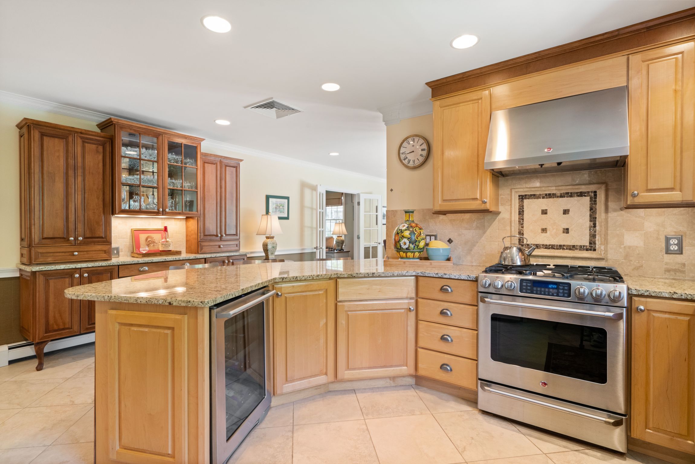 49 Kenelm Drive