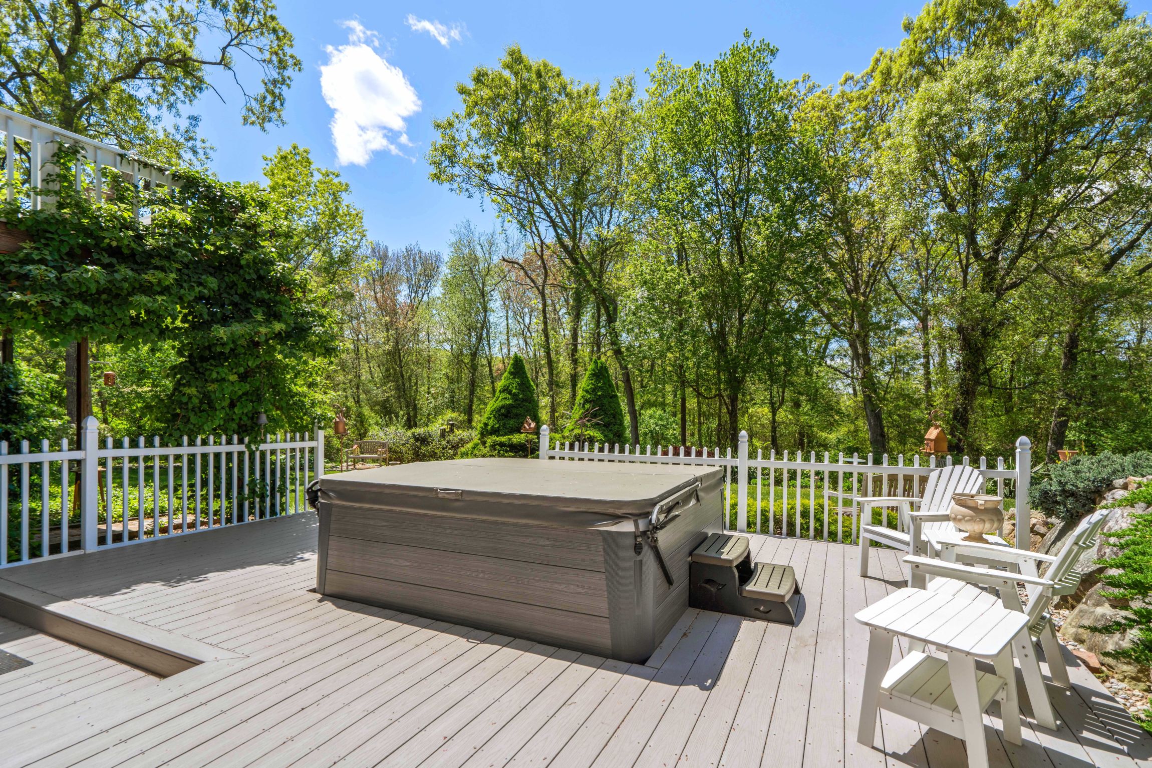 49 Kenelm Drive