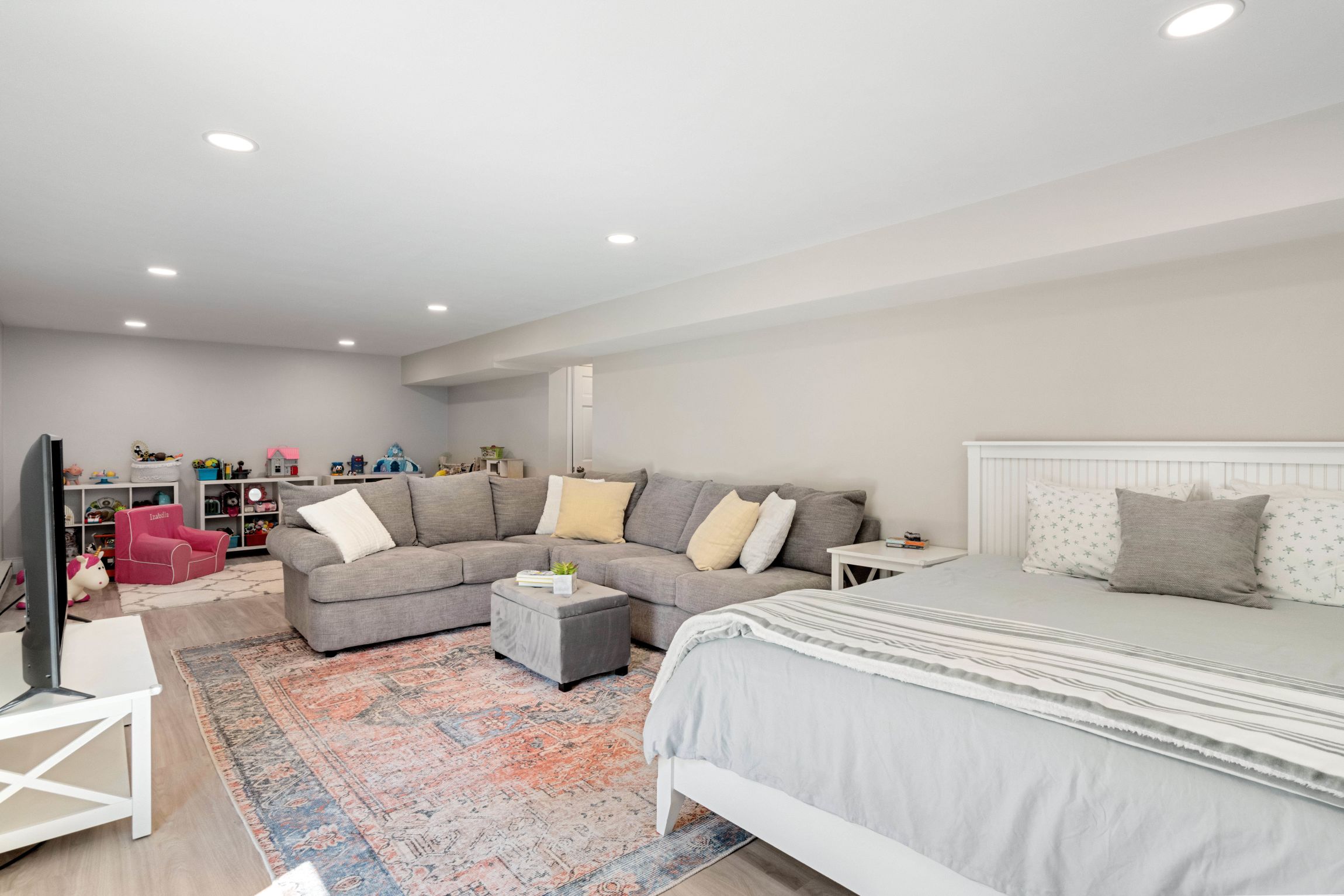 16 Ironwood Road