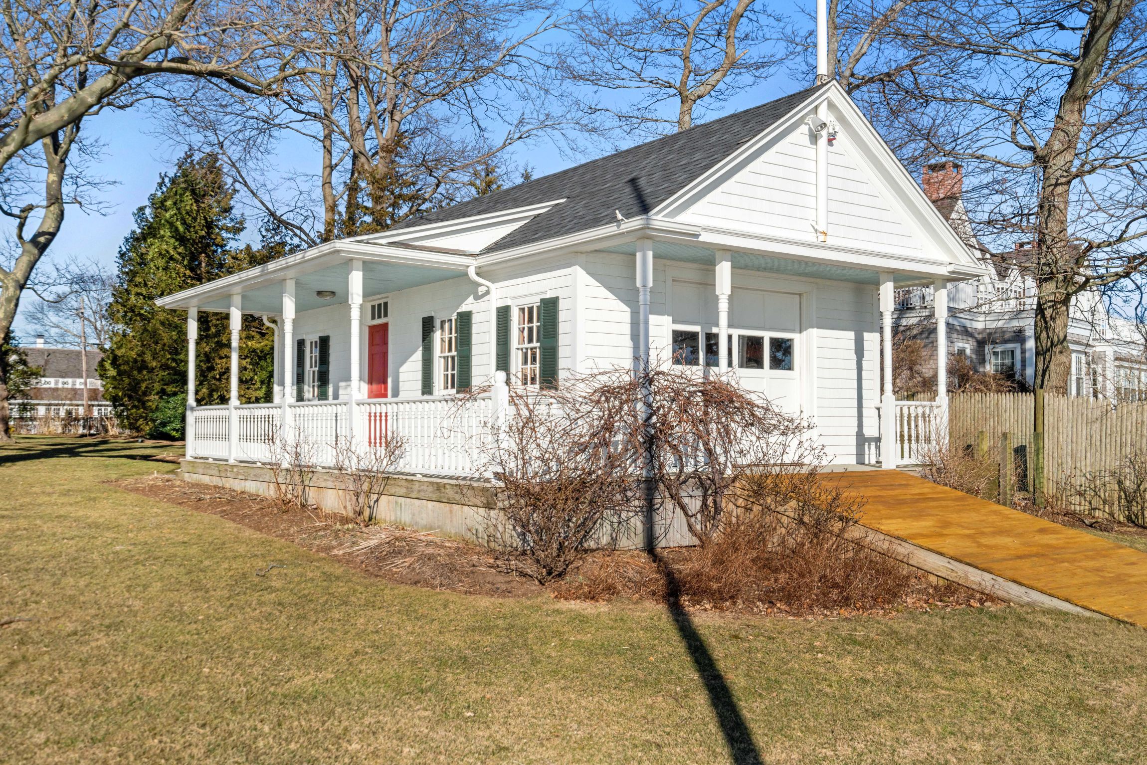 247 King Caesar Road