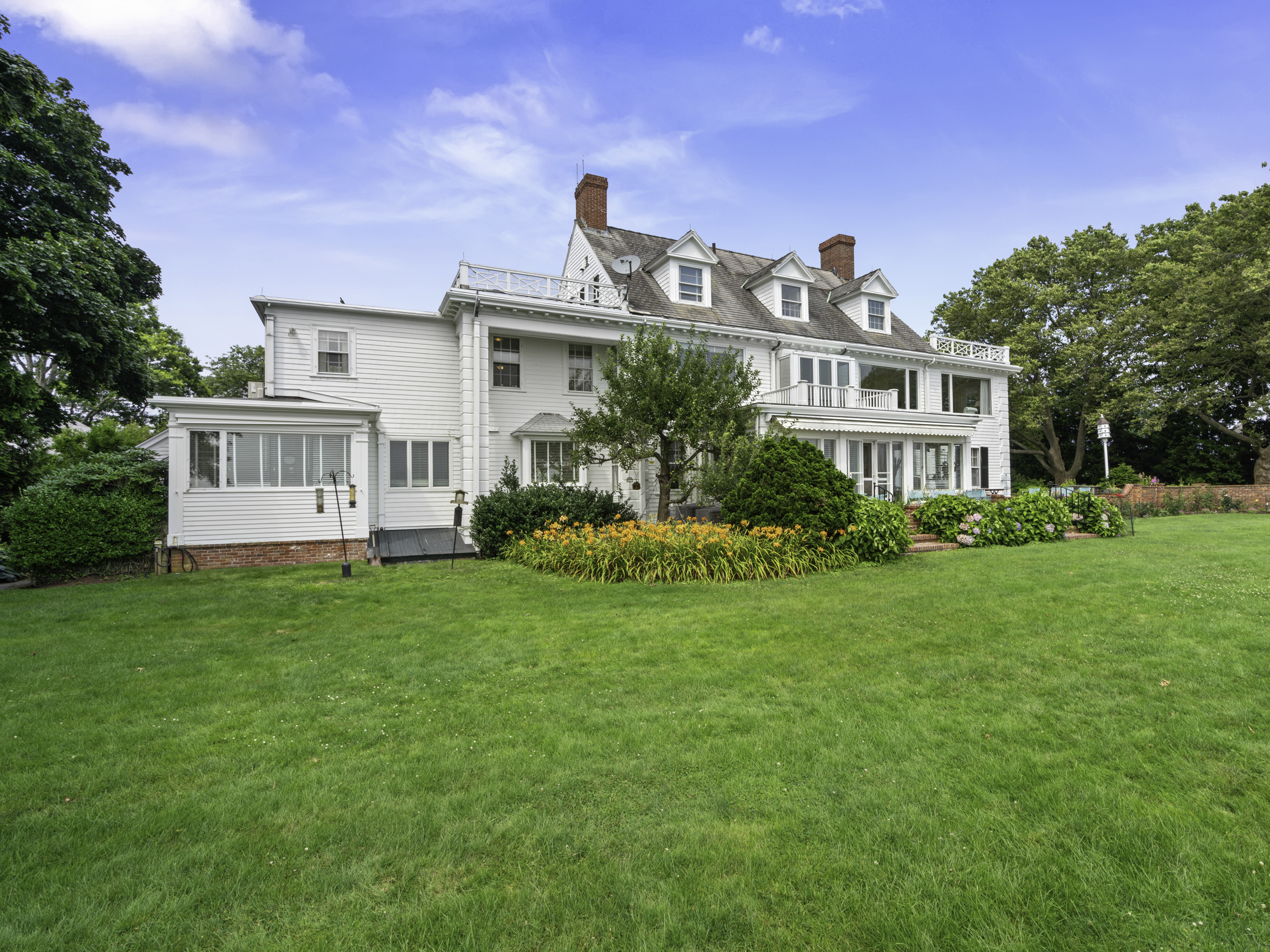 247 King Caesar Road