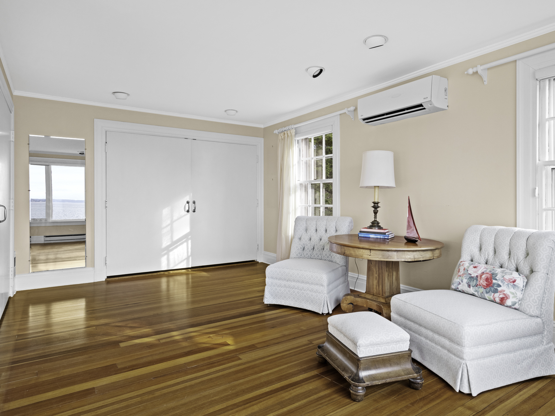 247 King Caesar Road