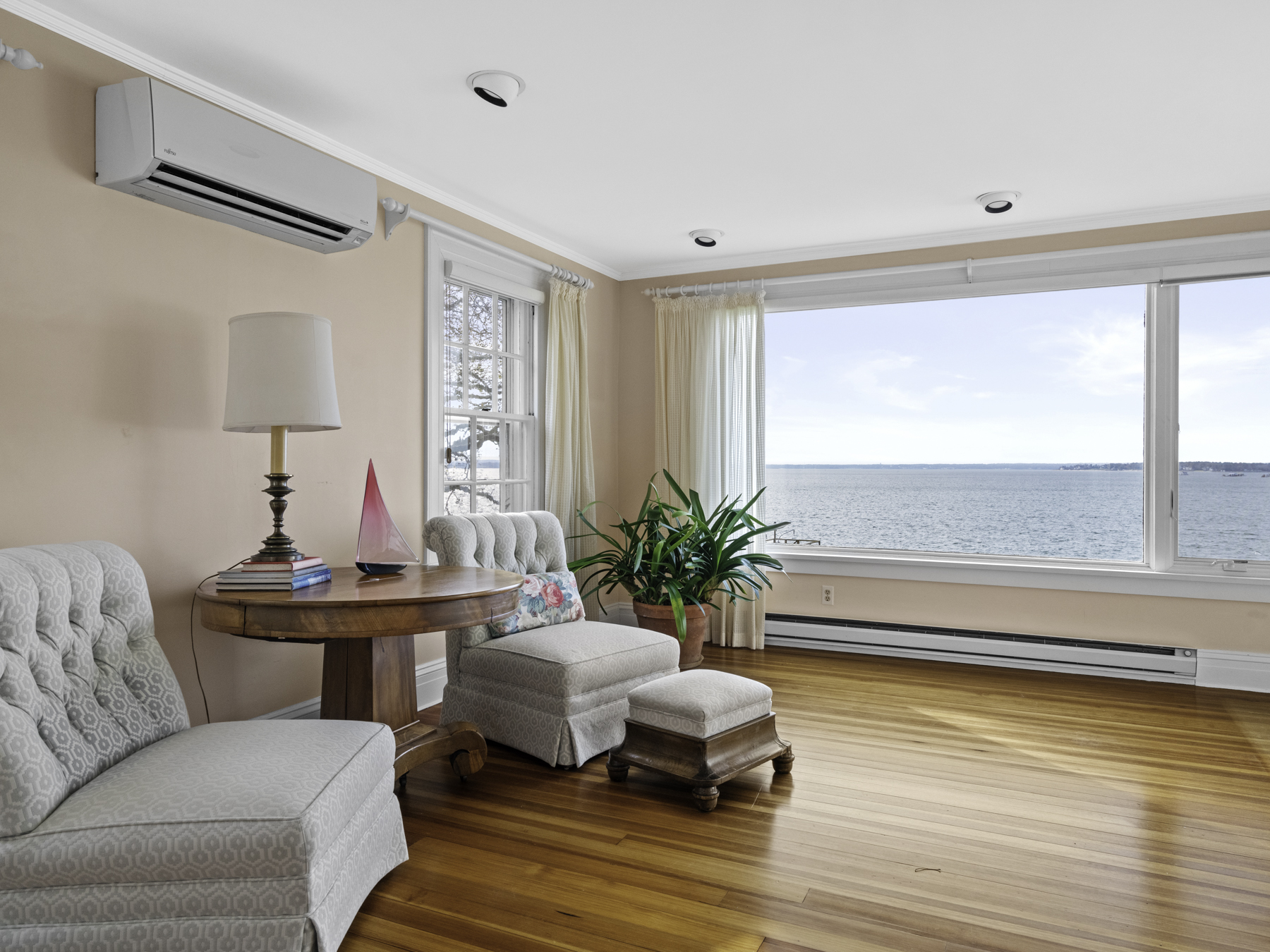 247 King Caesar Road