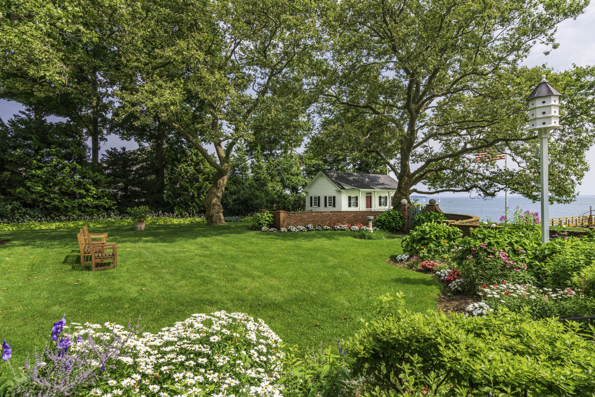 247 King Caesar Road