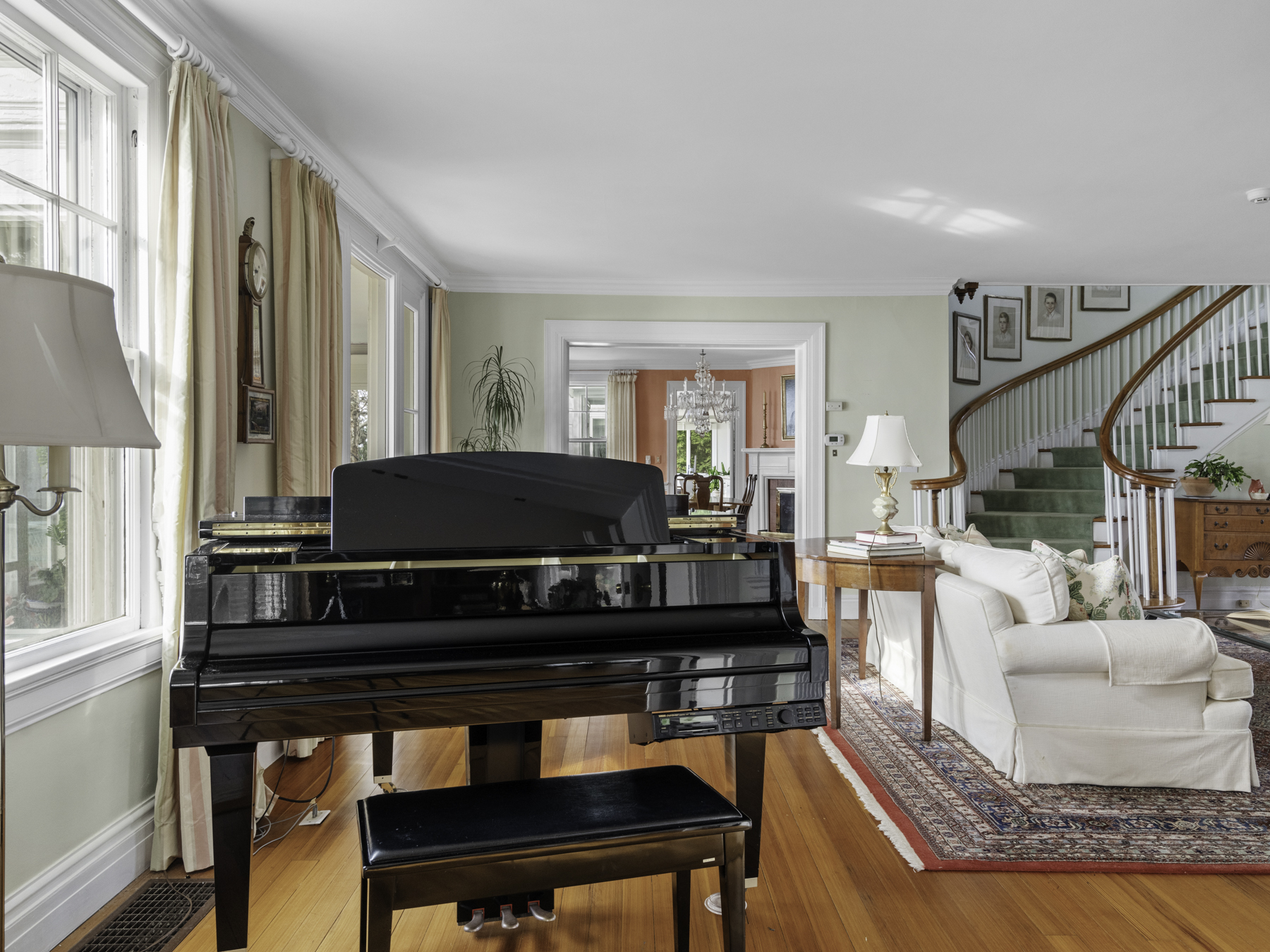 247 King Caesar Road